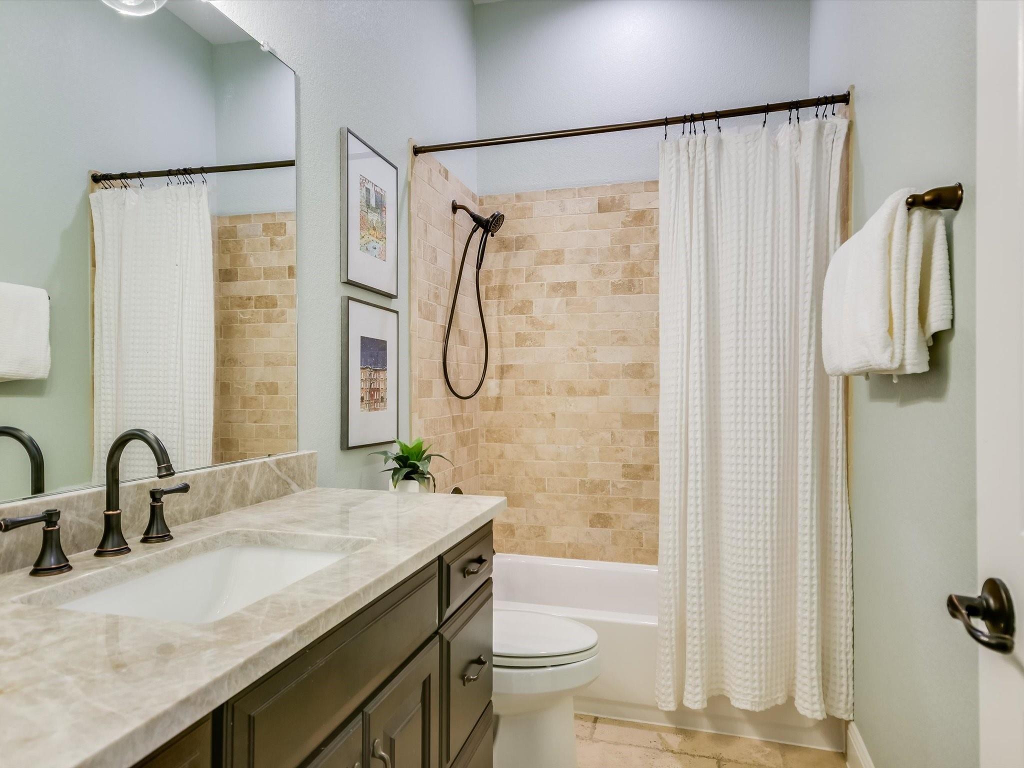 2512 Ionian Cv Property Photo 22