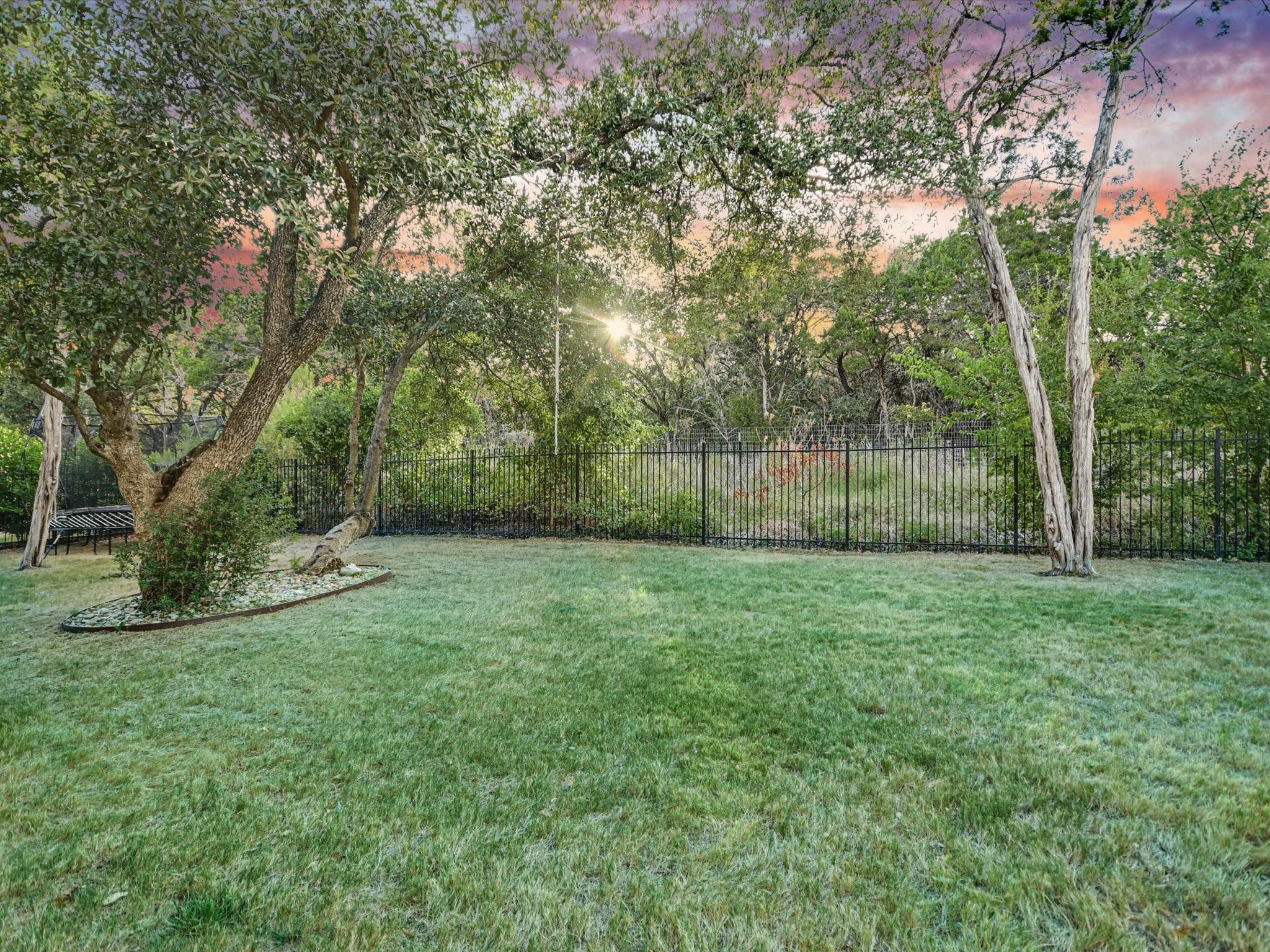 2512 Ionian Cv Property Photo 27