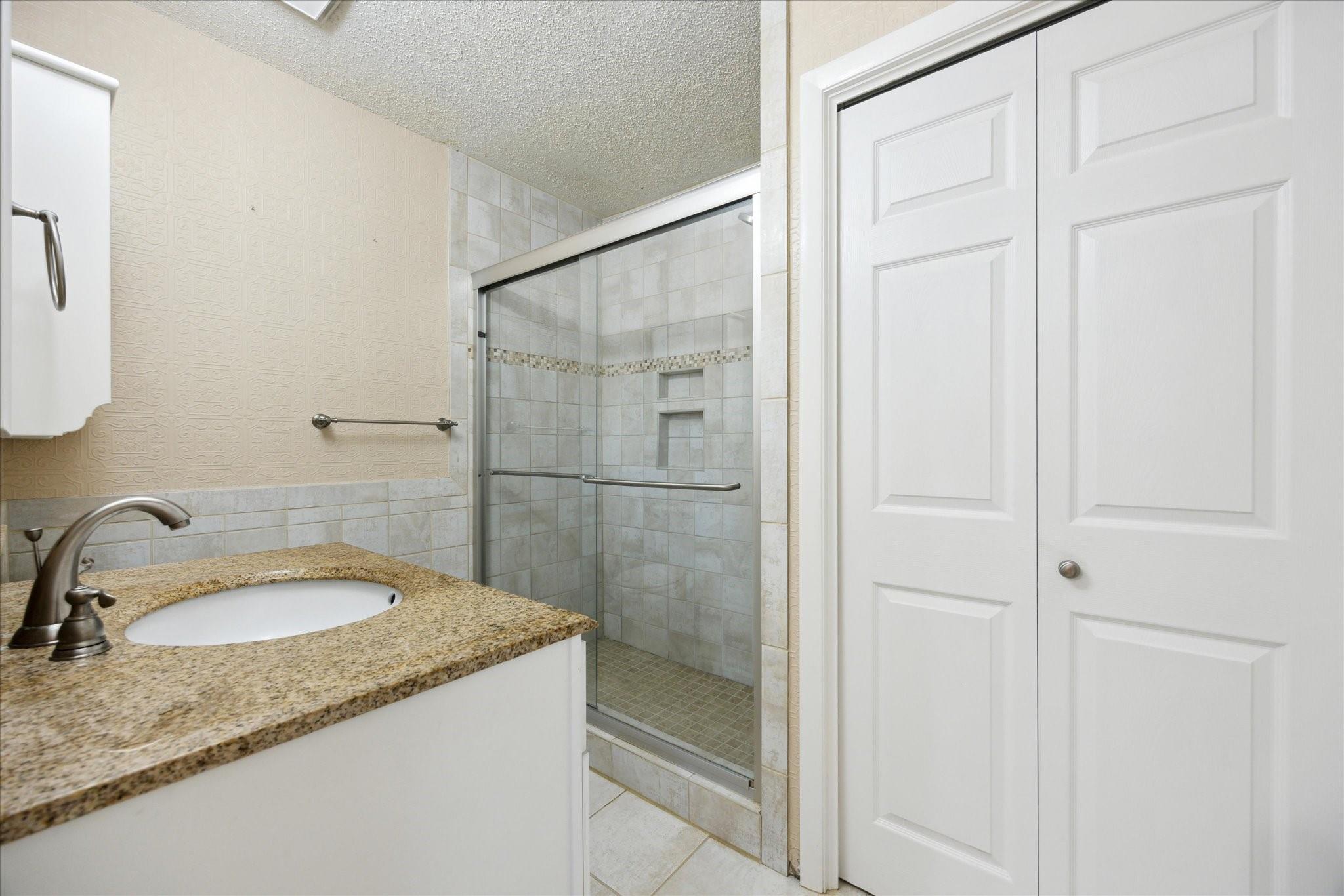 12300 Furrow Cv B Property Photo 11