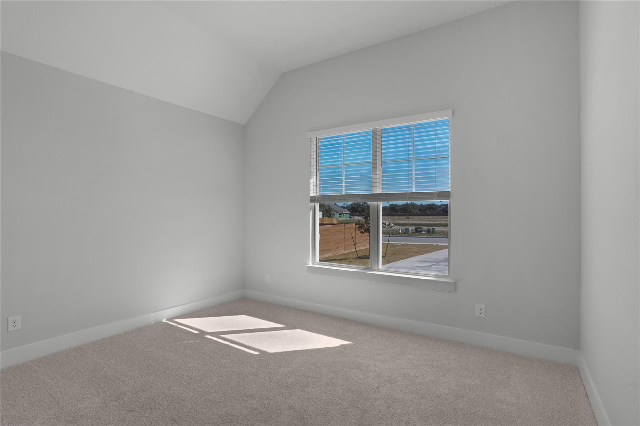 216 San Xavier St Property Photo 26