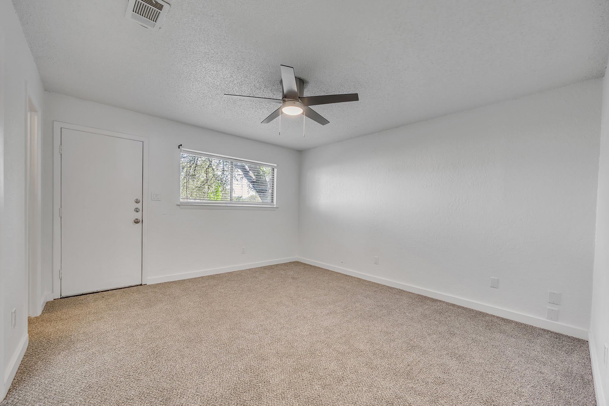 1008 Milford Way #b Property Photo 17
