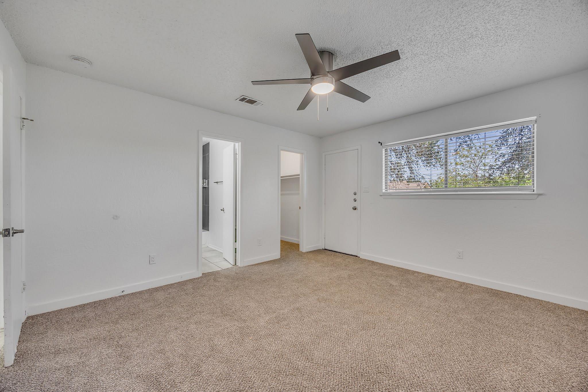 1008 Milford Way #b Property Photo 18