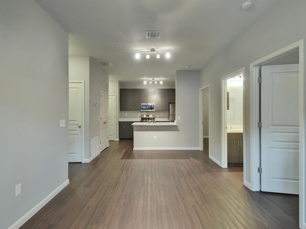 2822 Rio Grande St 303 Property Photo 2