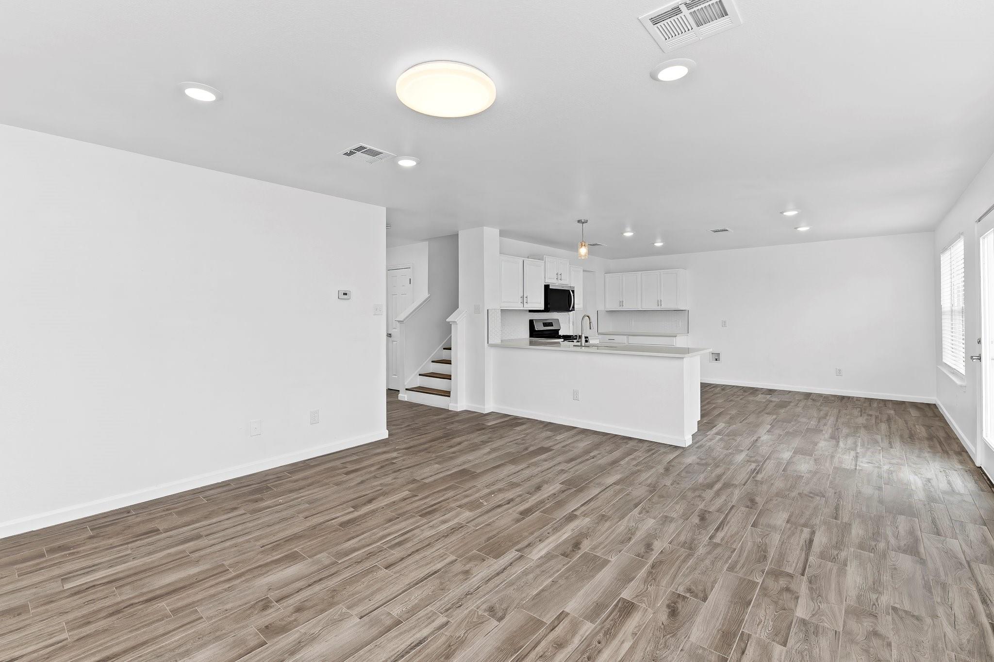 221 Peppergrass Cv Property Photo 13