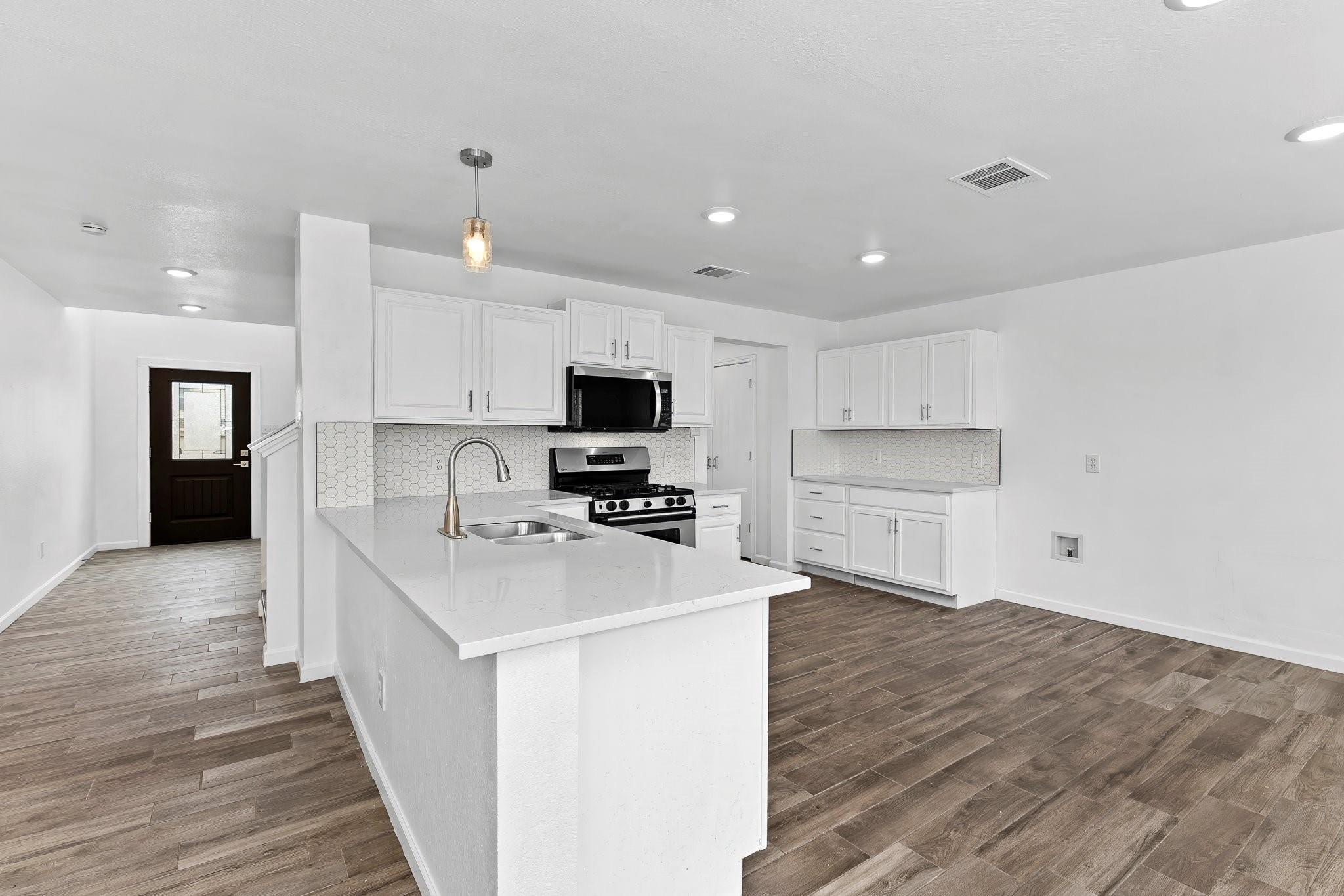 221 Peppergrass Cv Property Photo 16