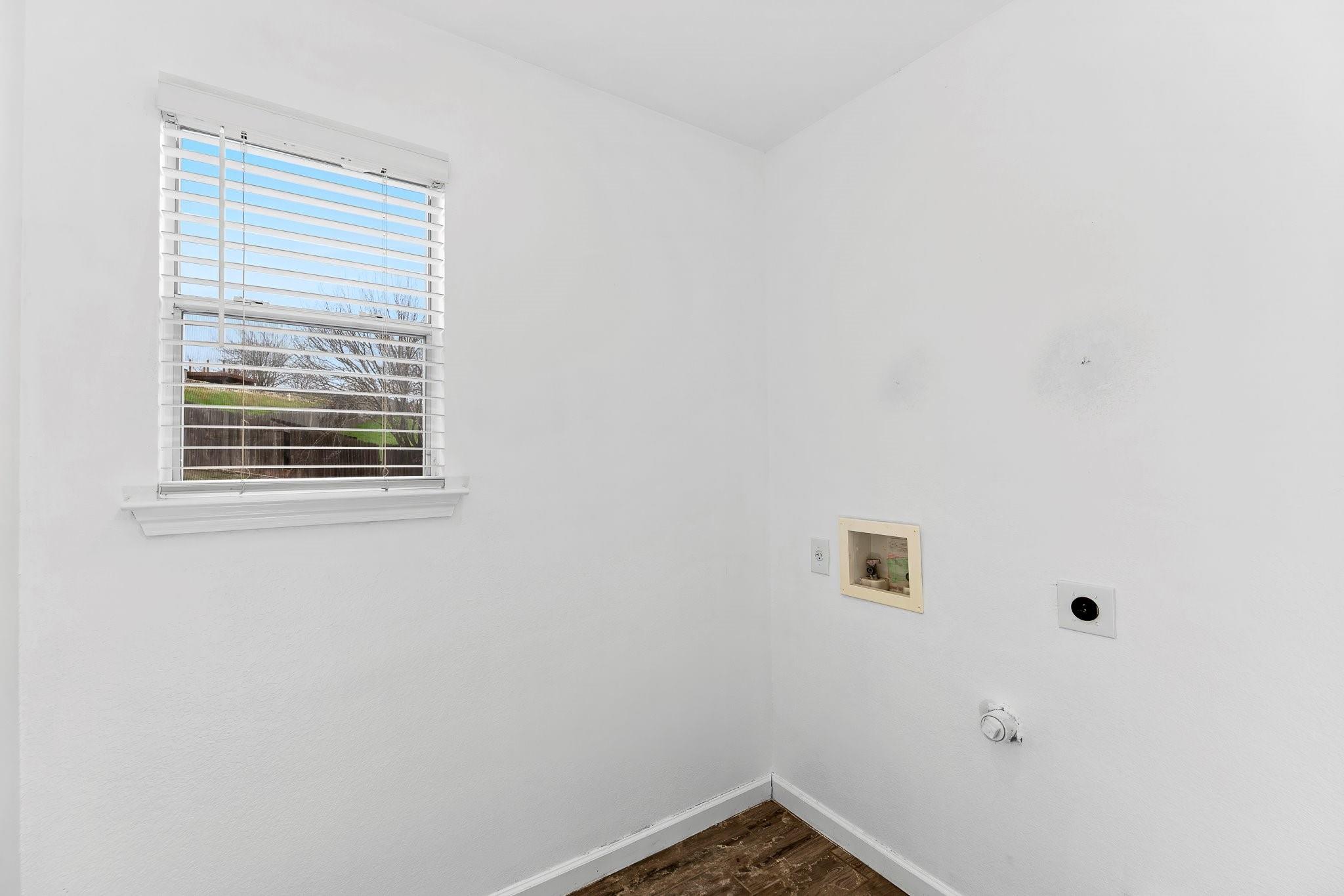 221 Peppergrass Cv Property Photo 25