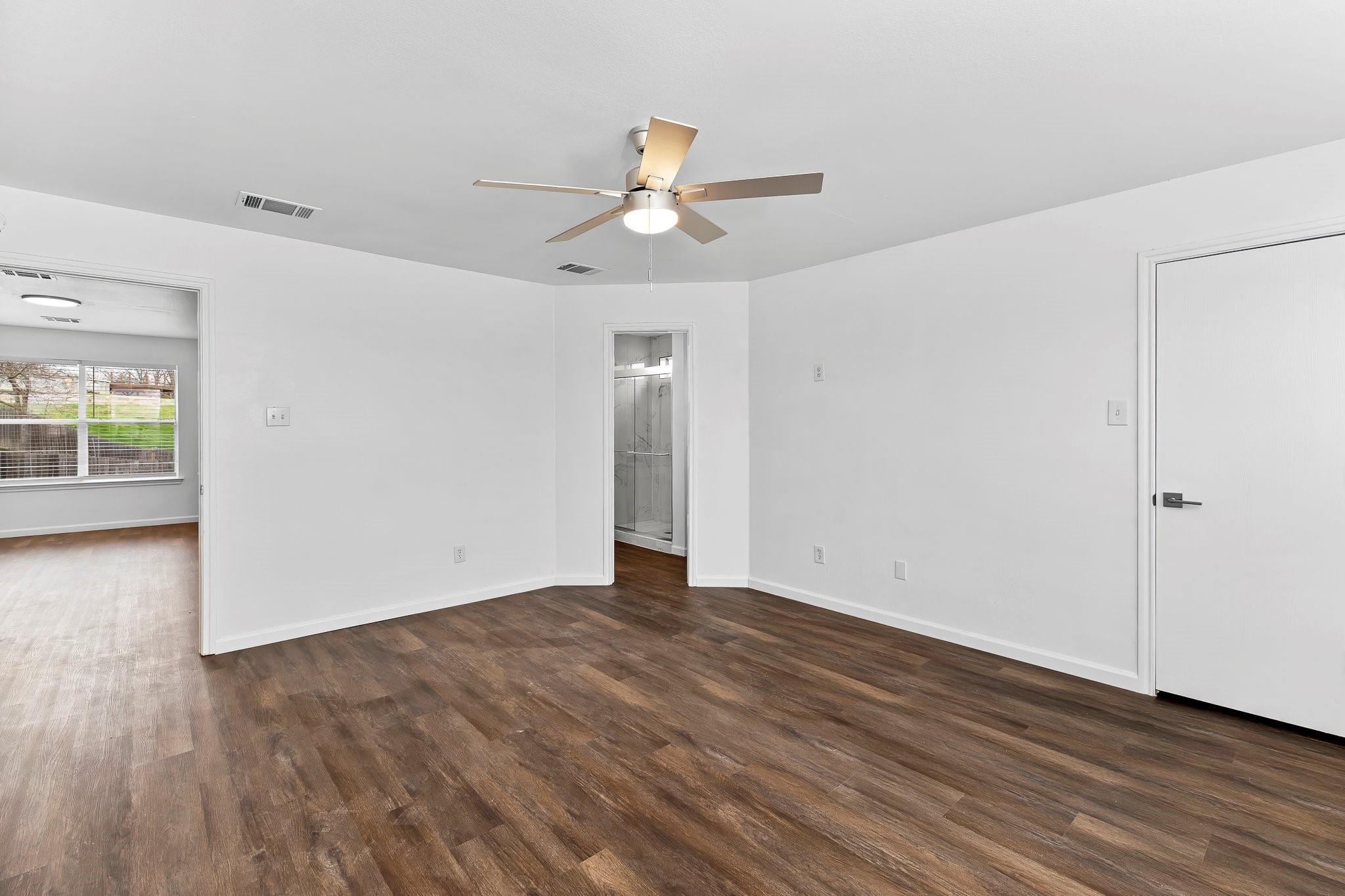 221 Peppergrass Cv Property Photo 32