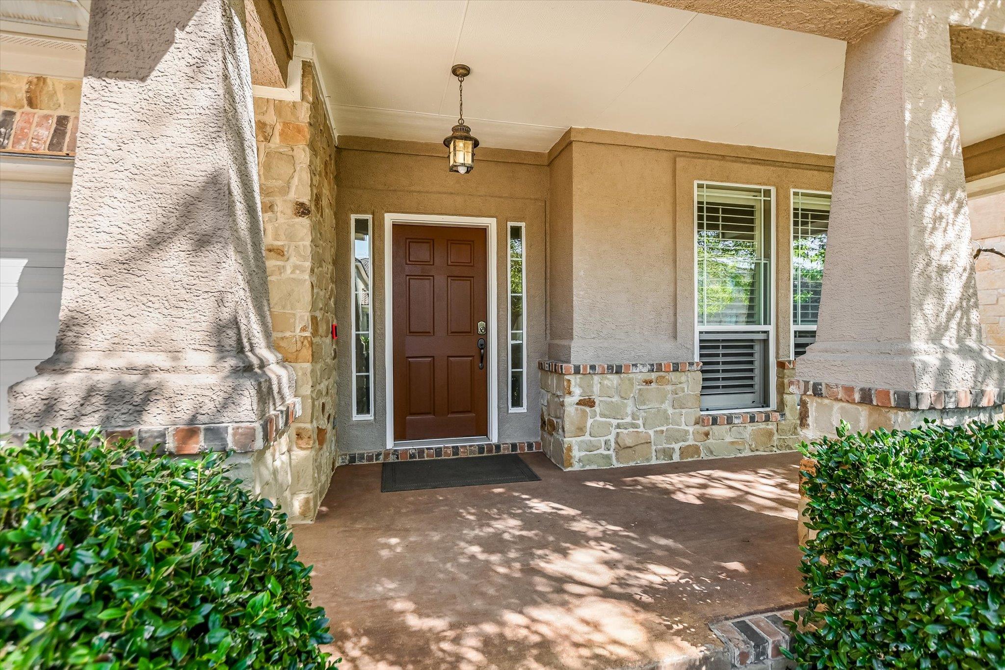 14316 Broadwinged Hawk Dr Property Photo 2