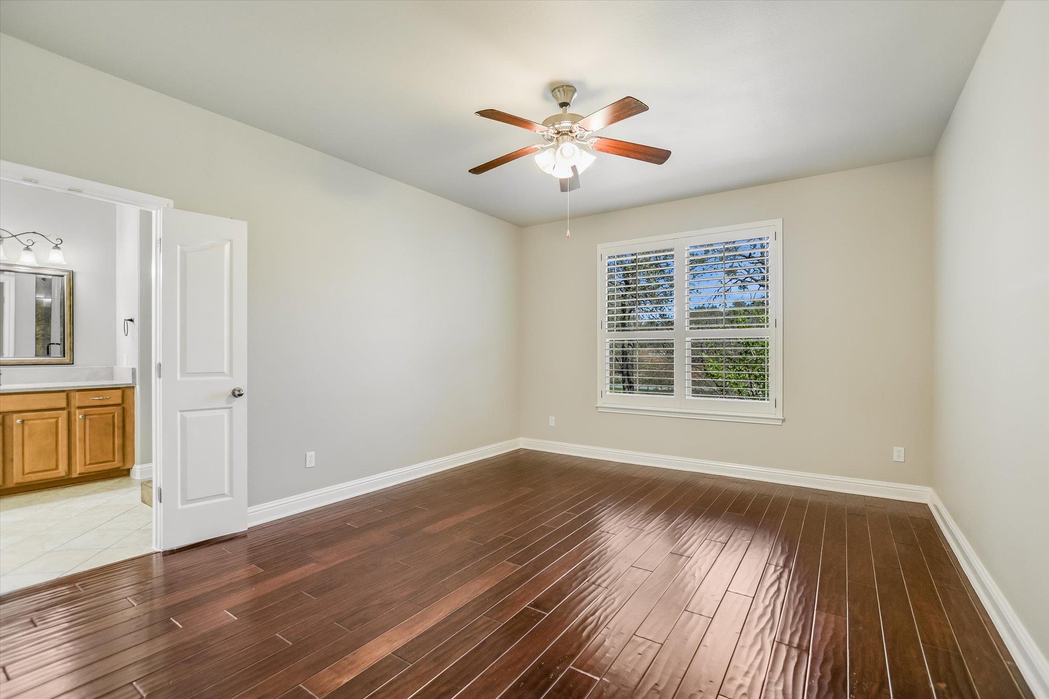 14316 Broadwinged Hawk Dr Property Photo 17