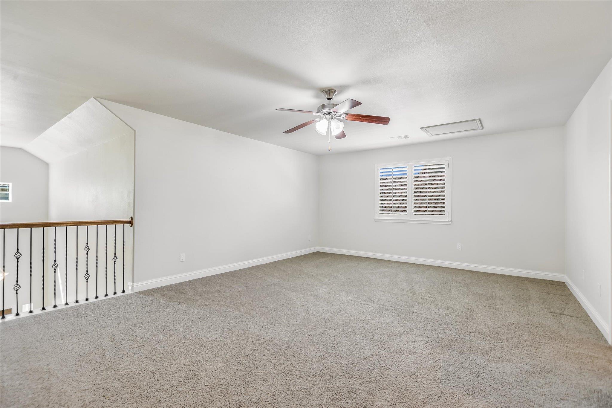 14316 Broadwinged Hawk Dr Property Photo 21