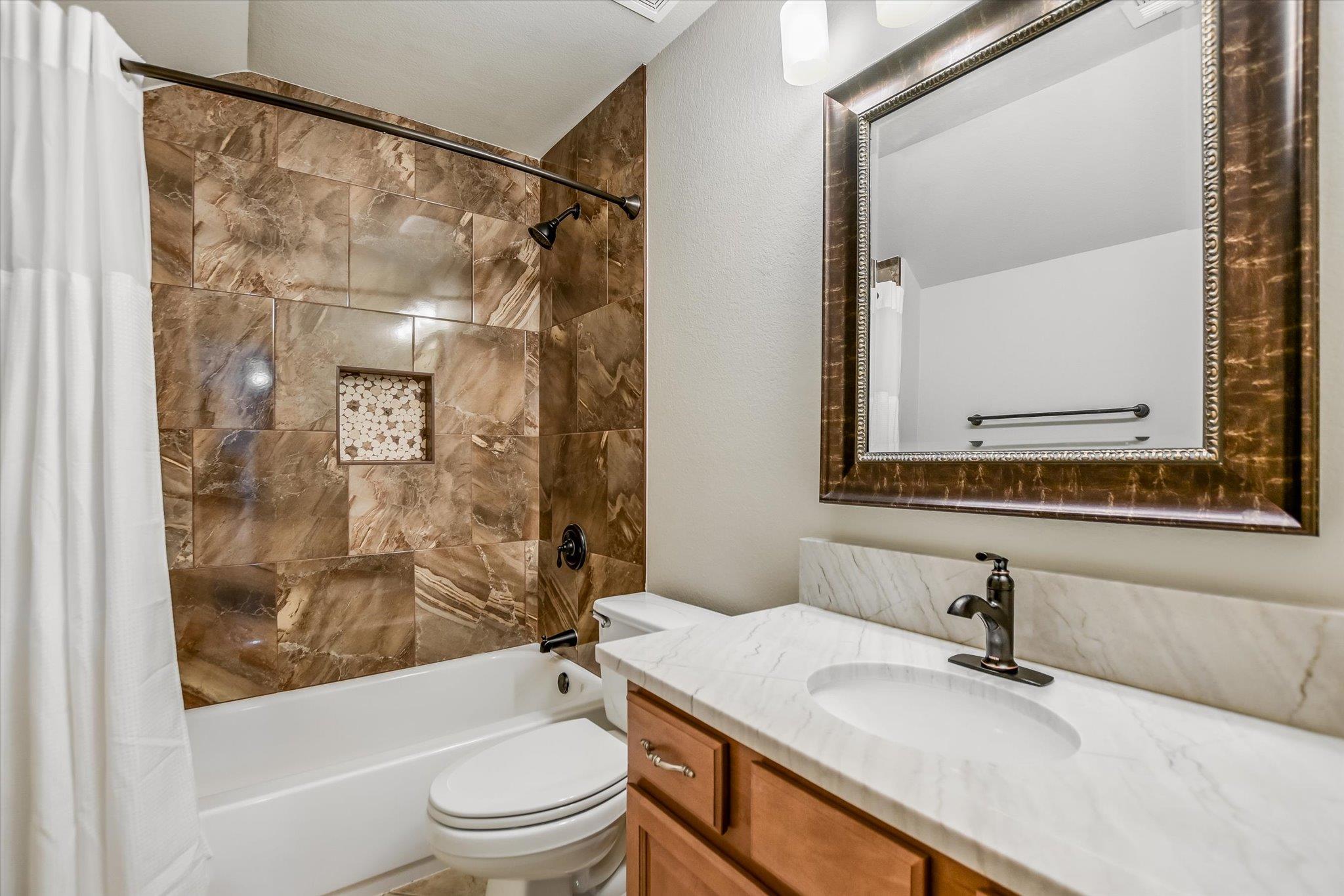 14316 Broadwinged Hawk Dr Property Photo 22