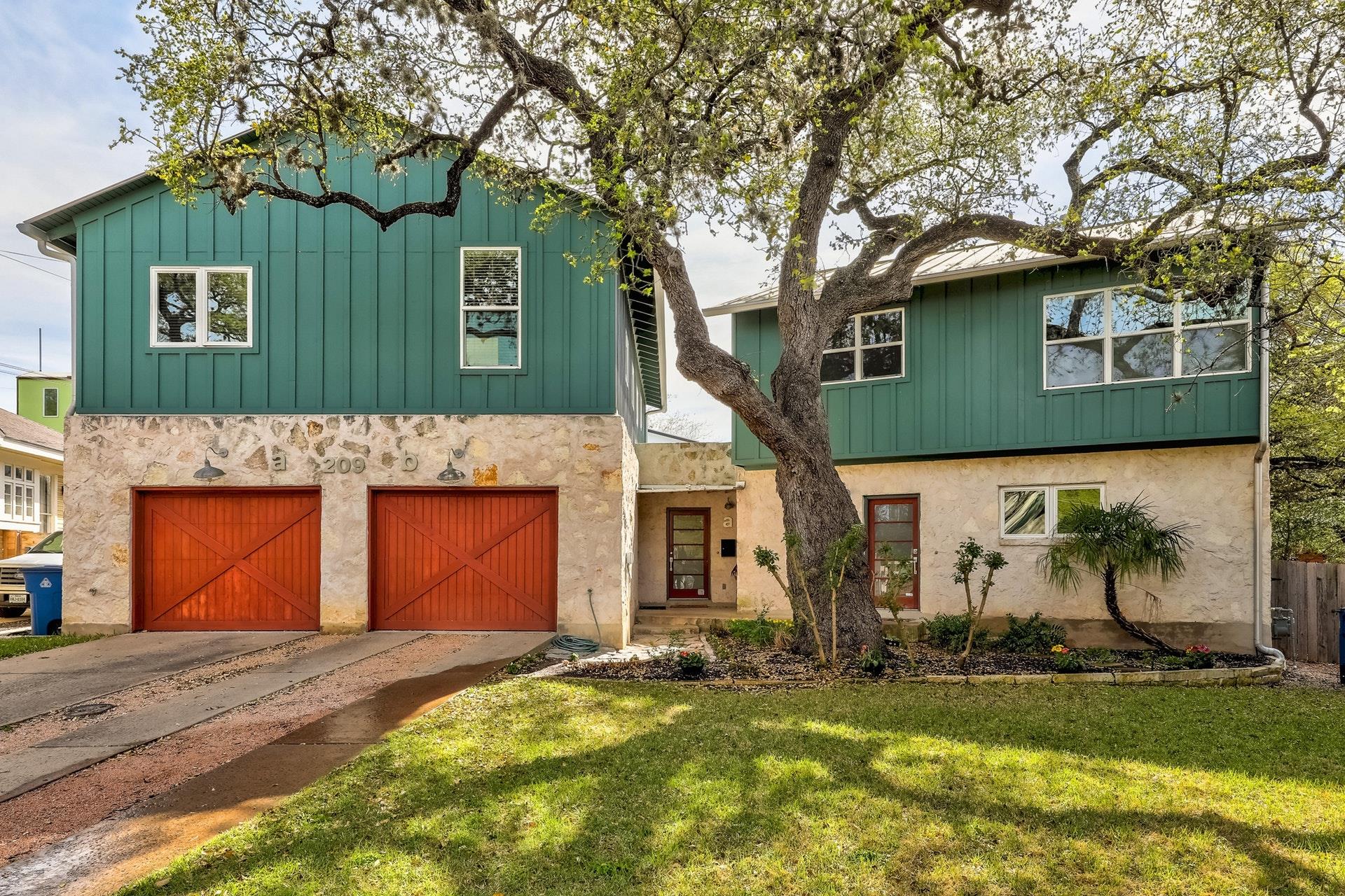 209 Park Ln #a Property Photo 1