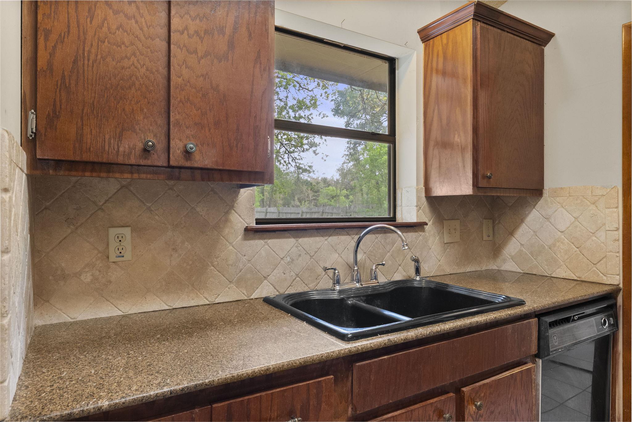 147 Live Oak Dr Property Photo 12