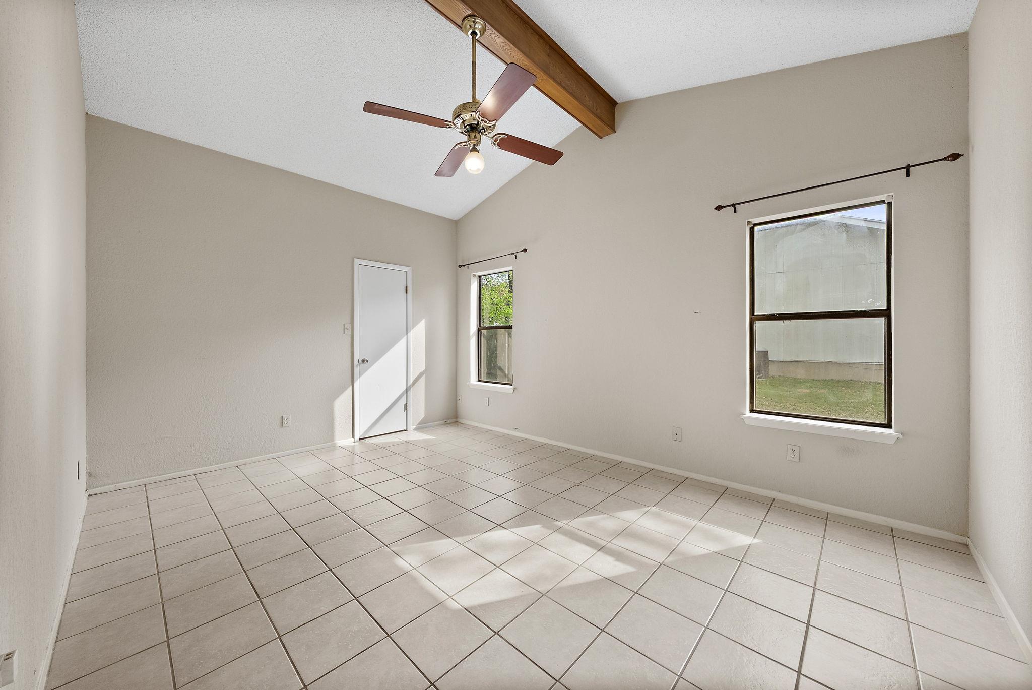 147 Live Oak Dr Property Photo 16