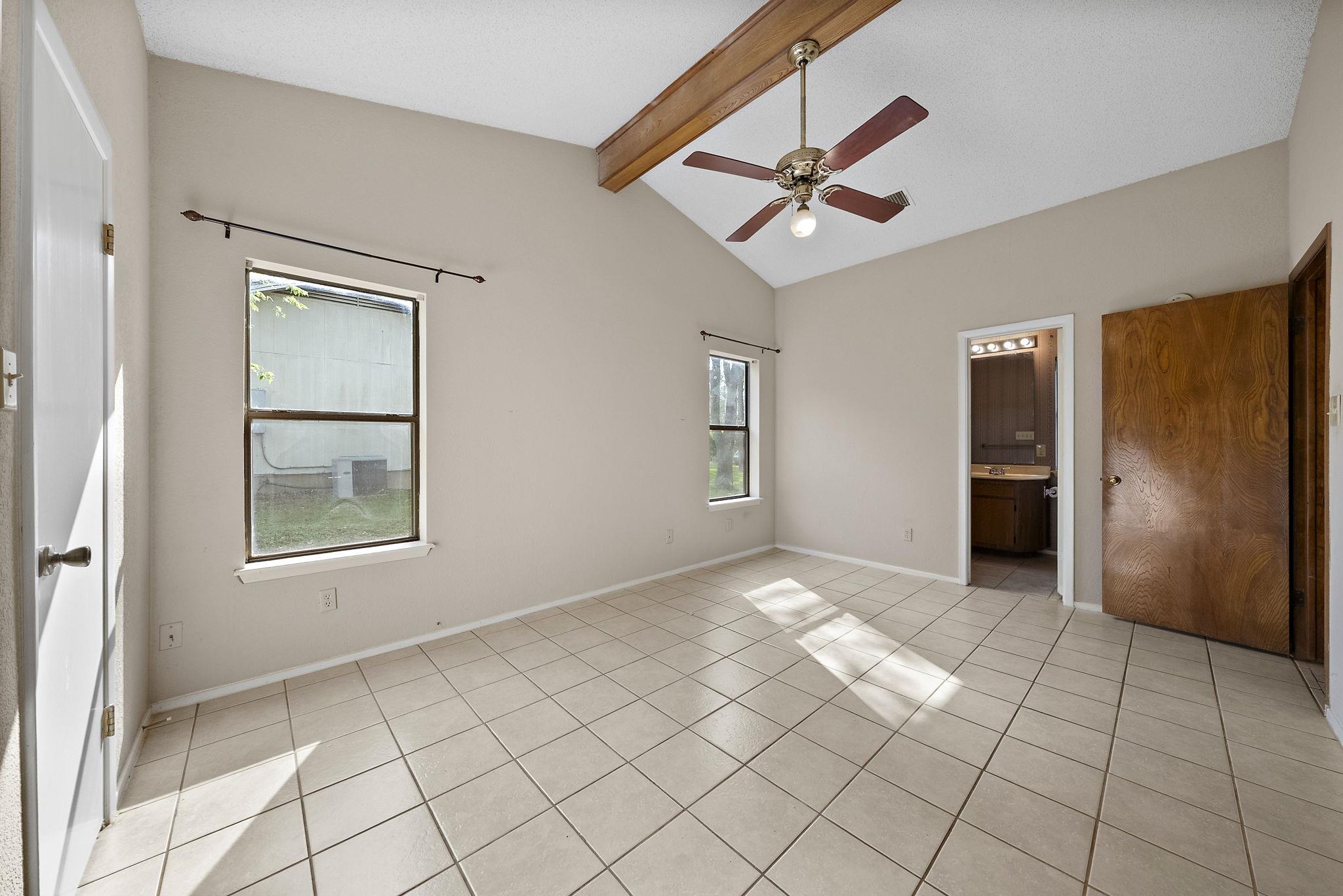 147 Live Oak Dr Property Photo 17