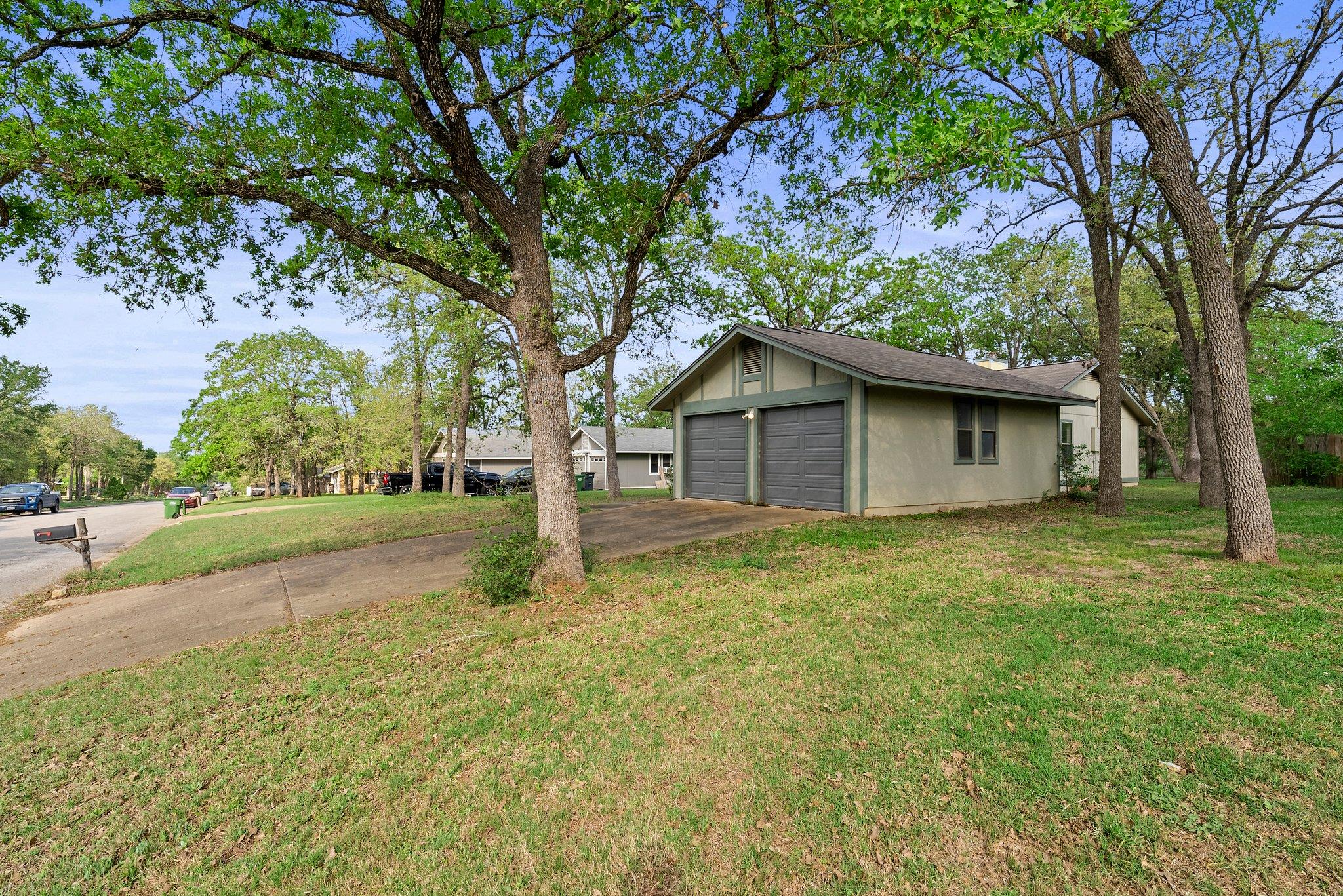 147 Live Oak Dr Property Photo 35