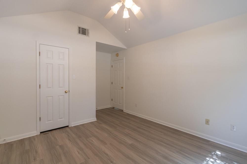 1010 Klondike Loop Property Photo 18