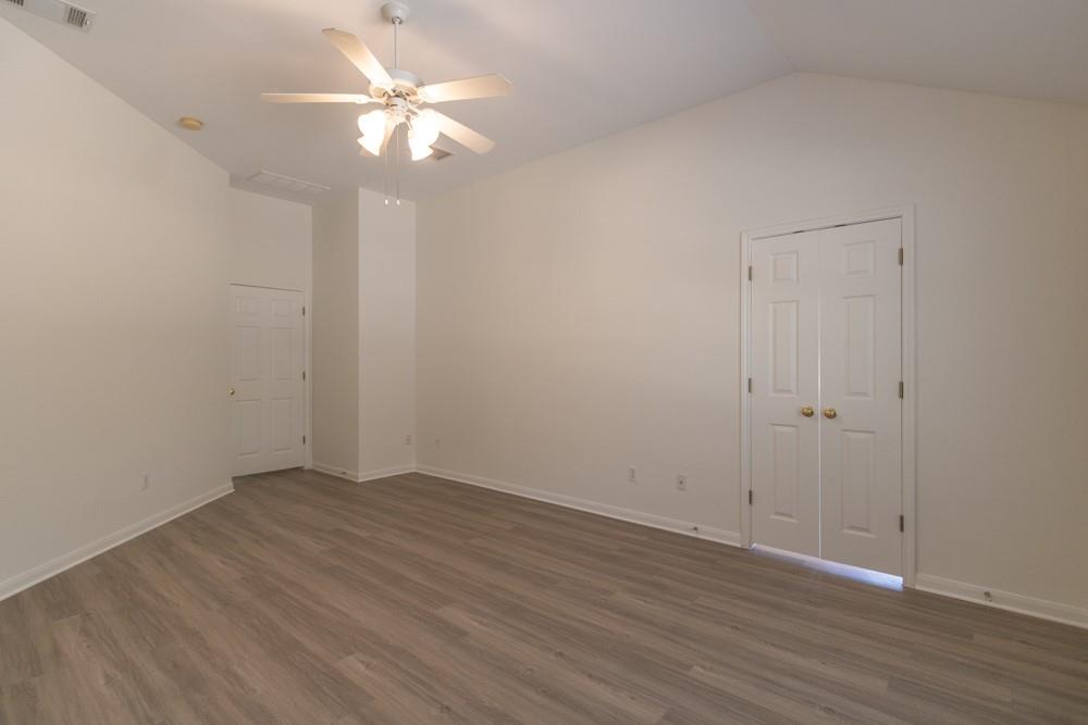 1010 Klondike Loop Property Photo 24