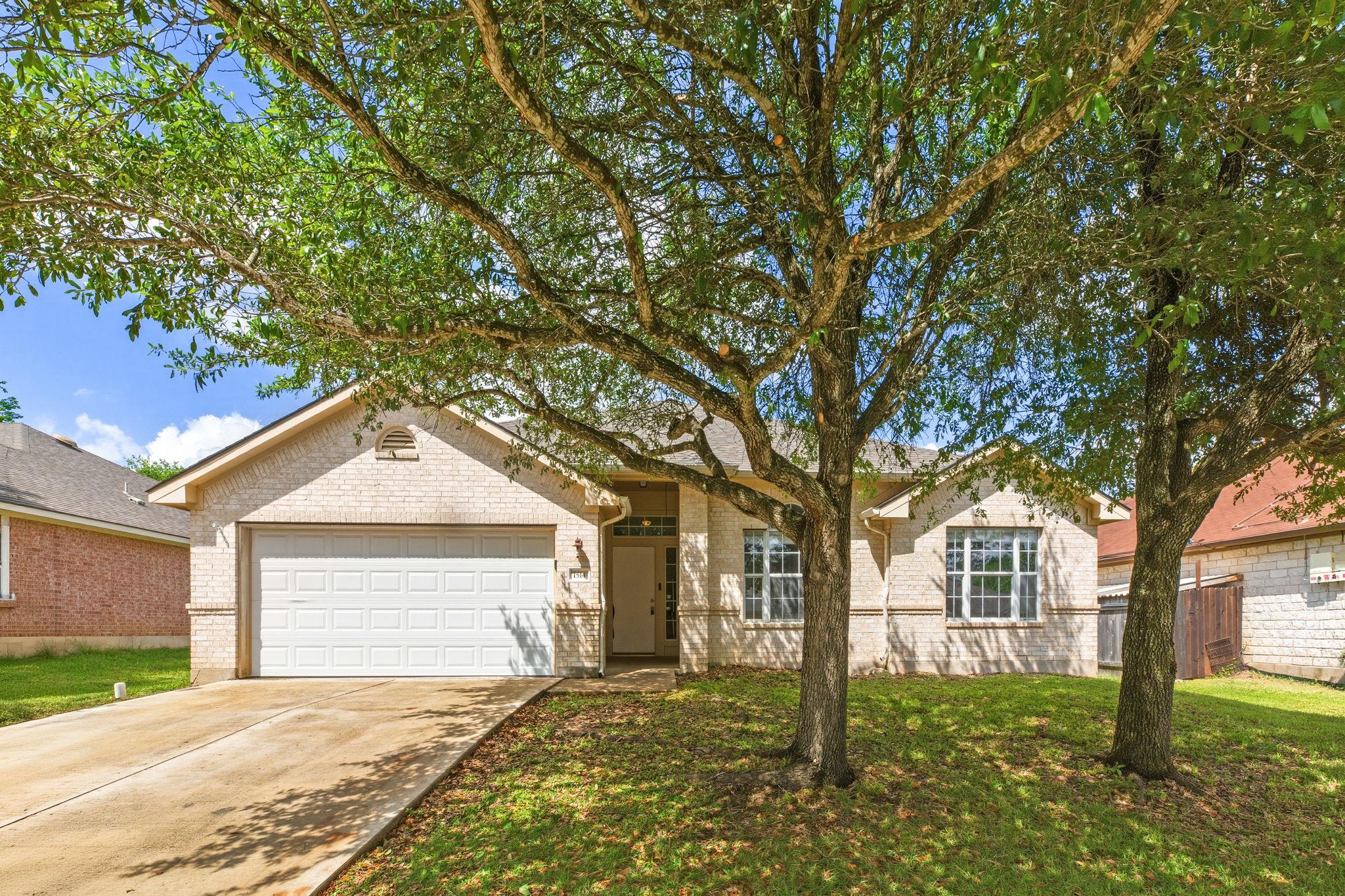 1514 Spring Peony Ct Property Photo 2