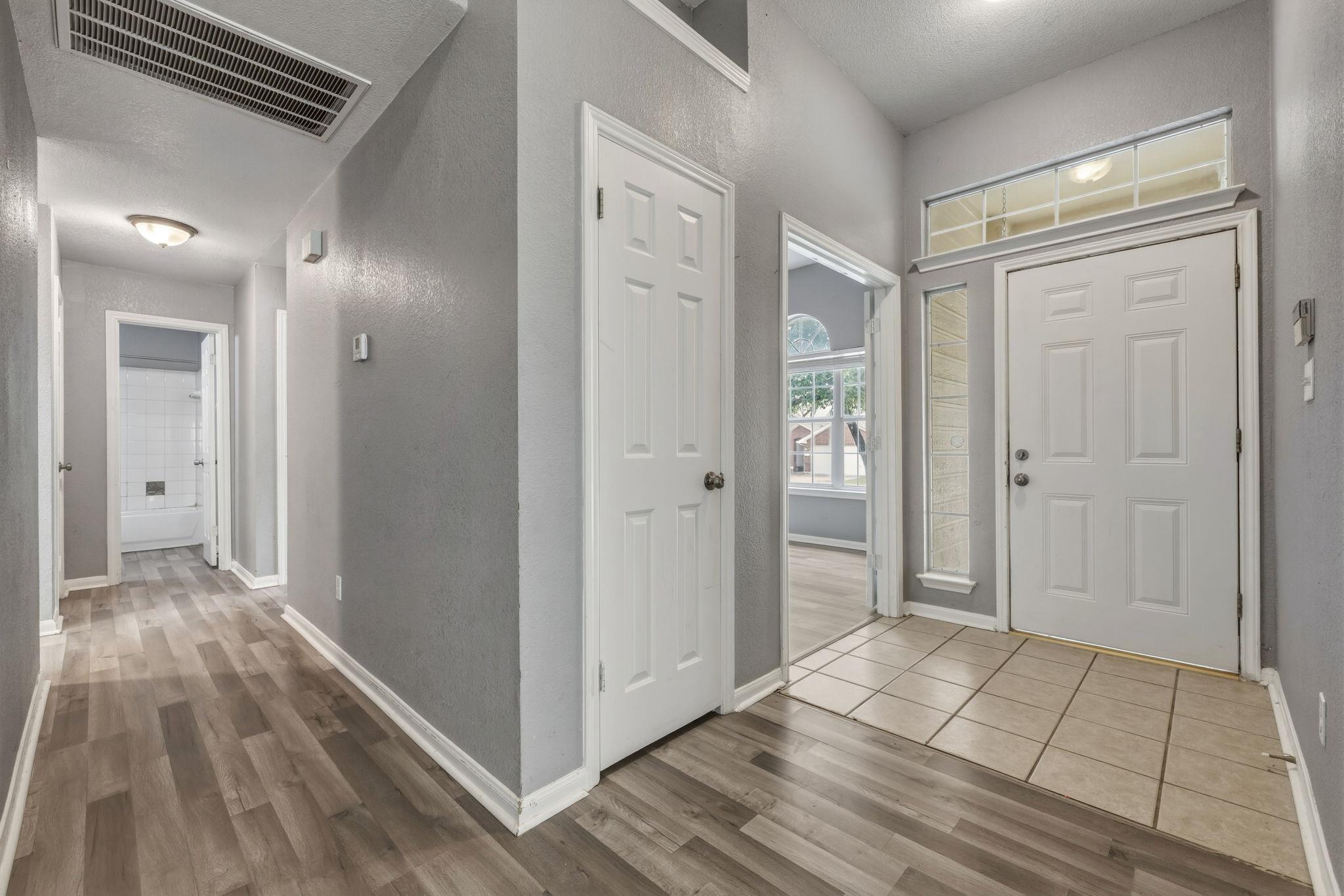 1514 Spring Peony Ct Property Photo 13