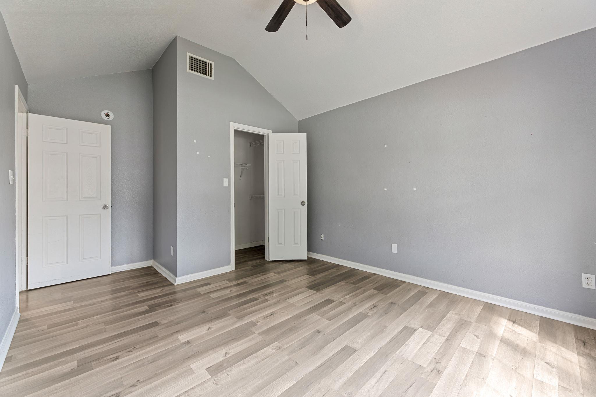 1514 Spring Peony Ct Property Photo 18