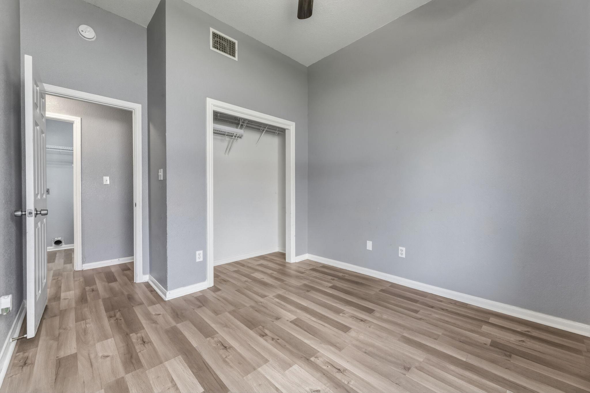 1514 Spring Peony Ct Property Photo 20