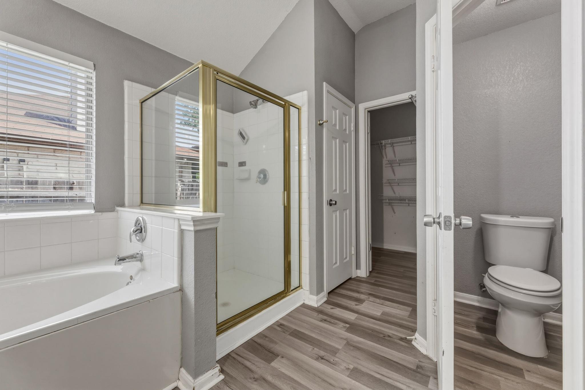 1514 Spring Peony Ct Property Photo 24
