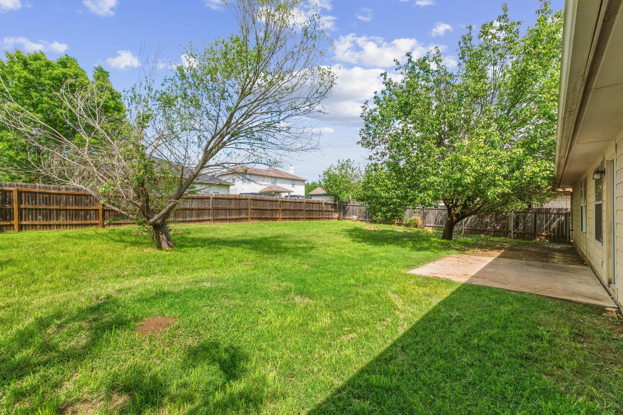 1514 Spring Peony Ct Property Photo 29