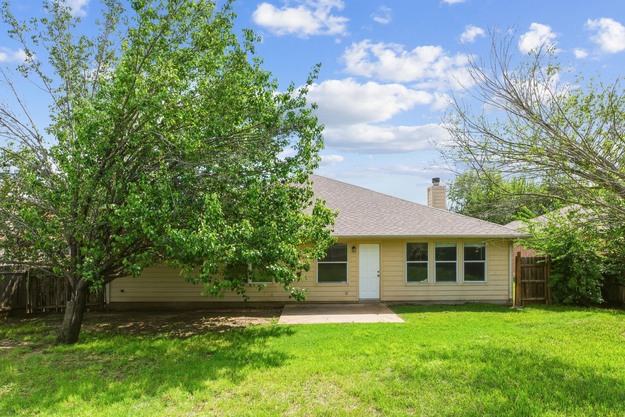 1514 Spring Peony Ct Property Photo 31