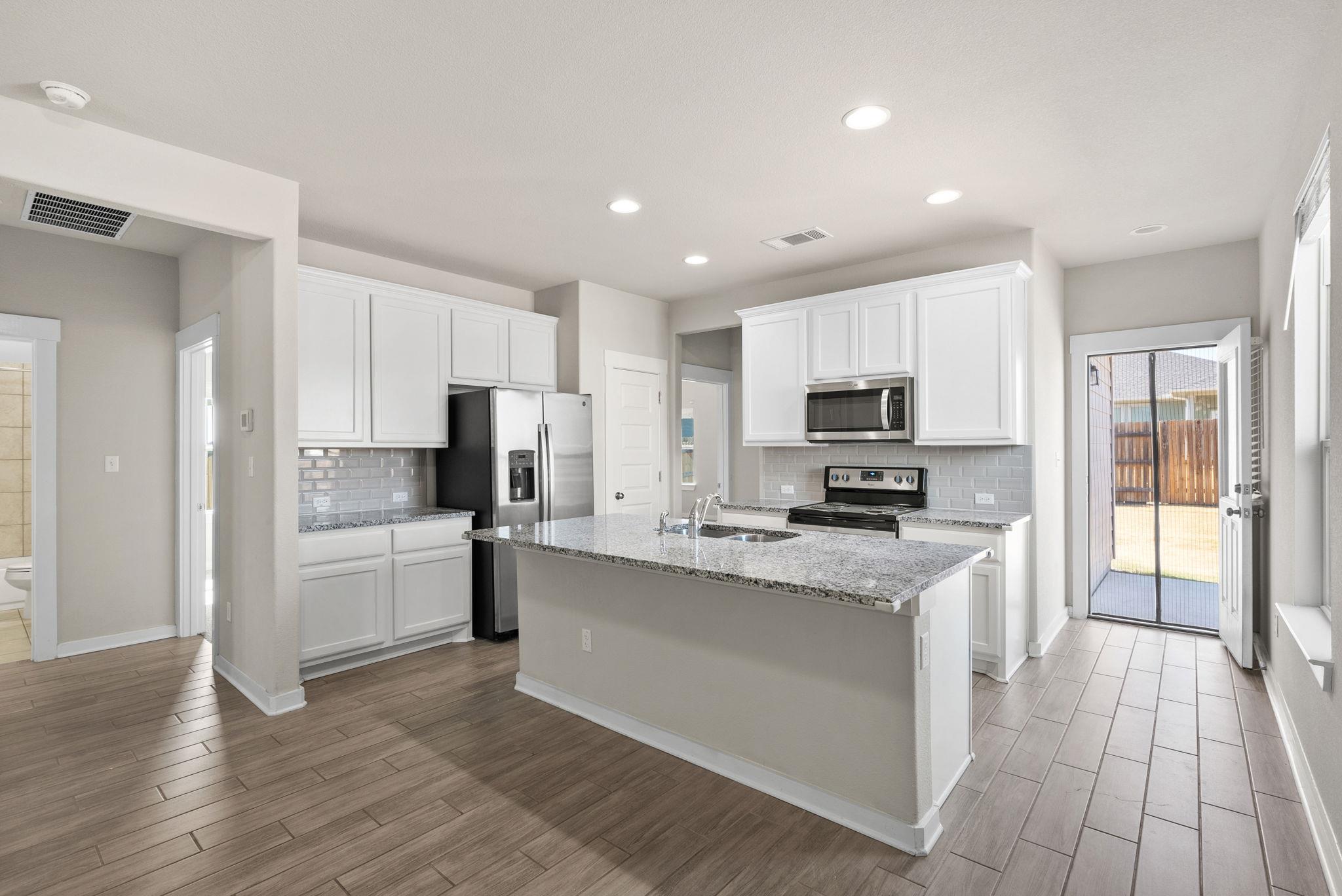 221 Ancellotta Way Property Photo 8