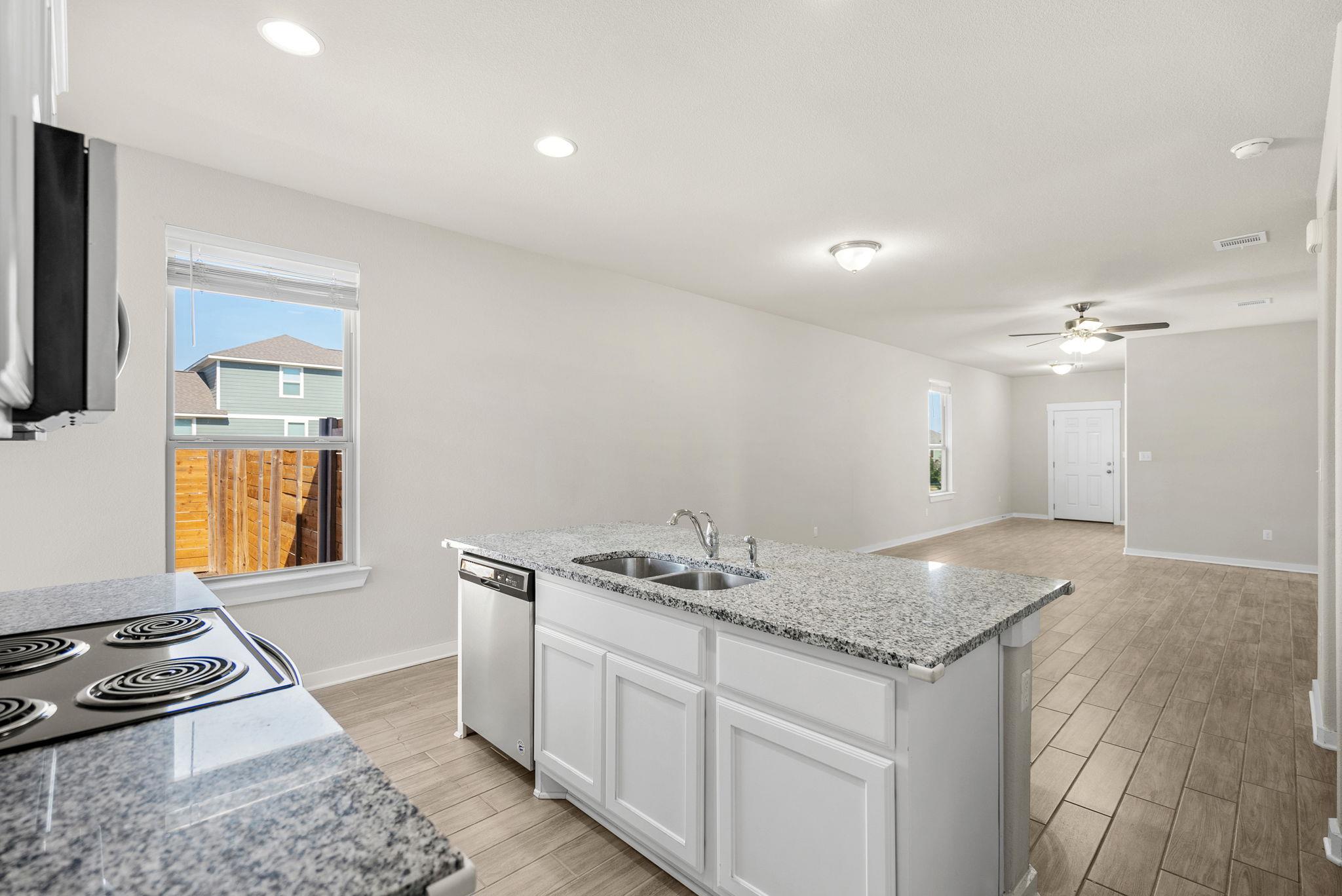 221 Ancellotta Way Property Photo 11