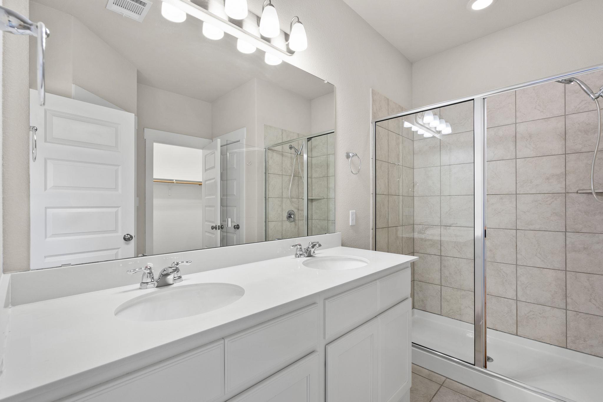 221 Ancellotta Way Property Photo 14