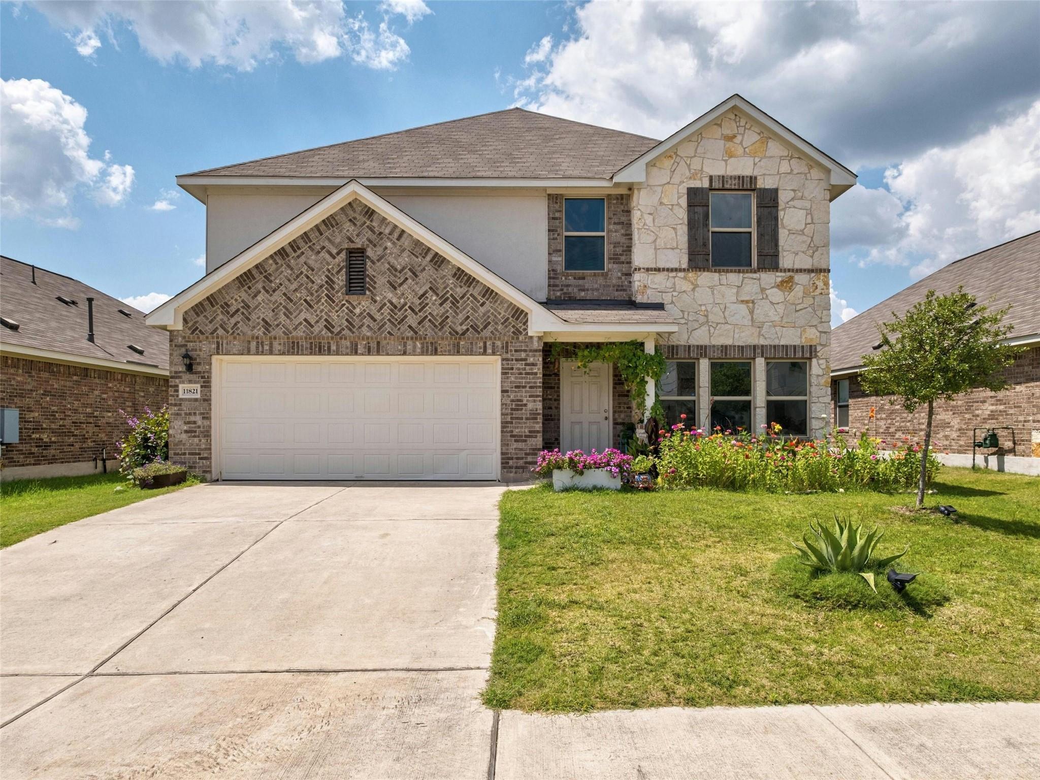 11821 Carrizo Springs Path Property Photo 1
