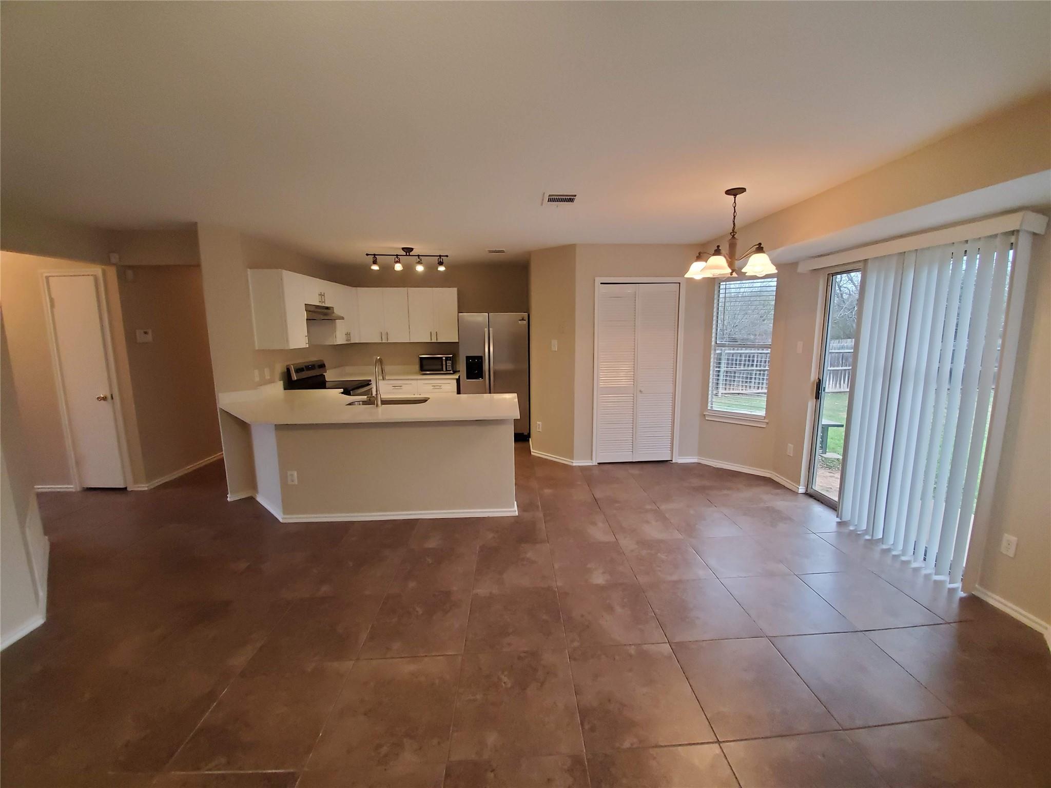 2116 E Gann Hill Dr Property Photo 8