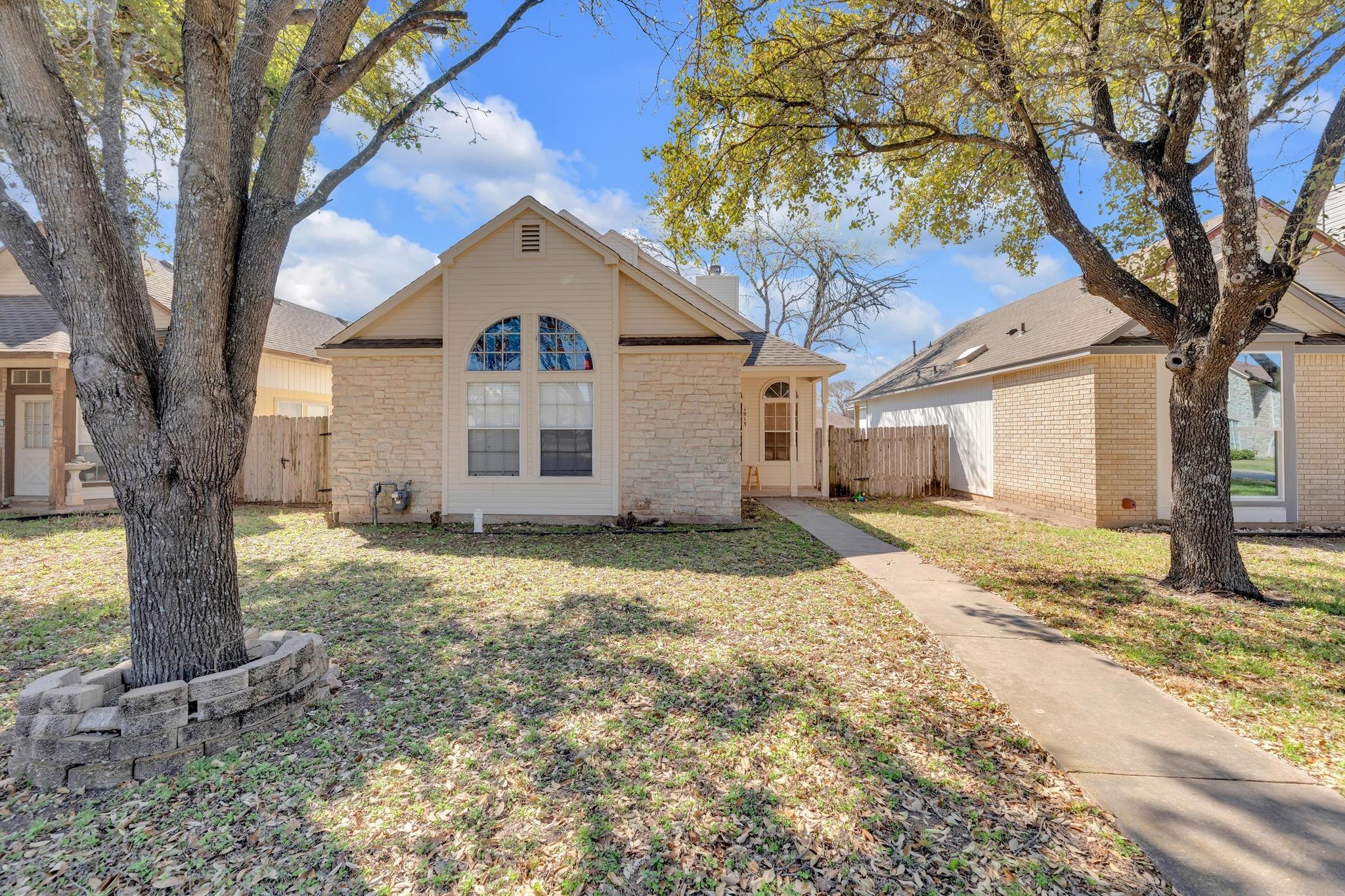 1013 Black Locust Dr Property Photo 6