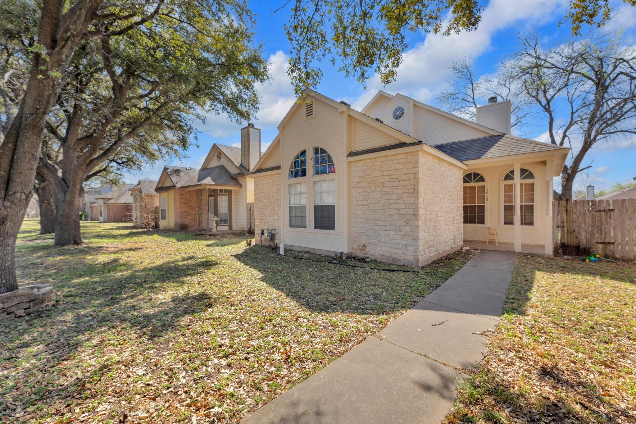 1013 Black Locust Dr Property Photo 8