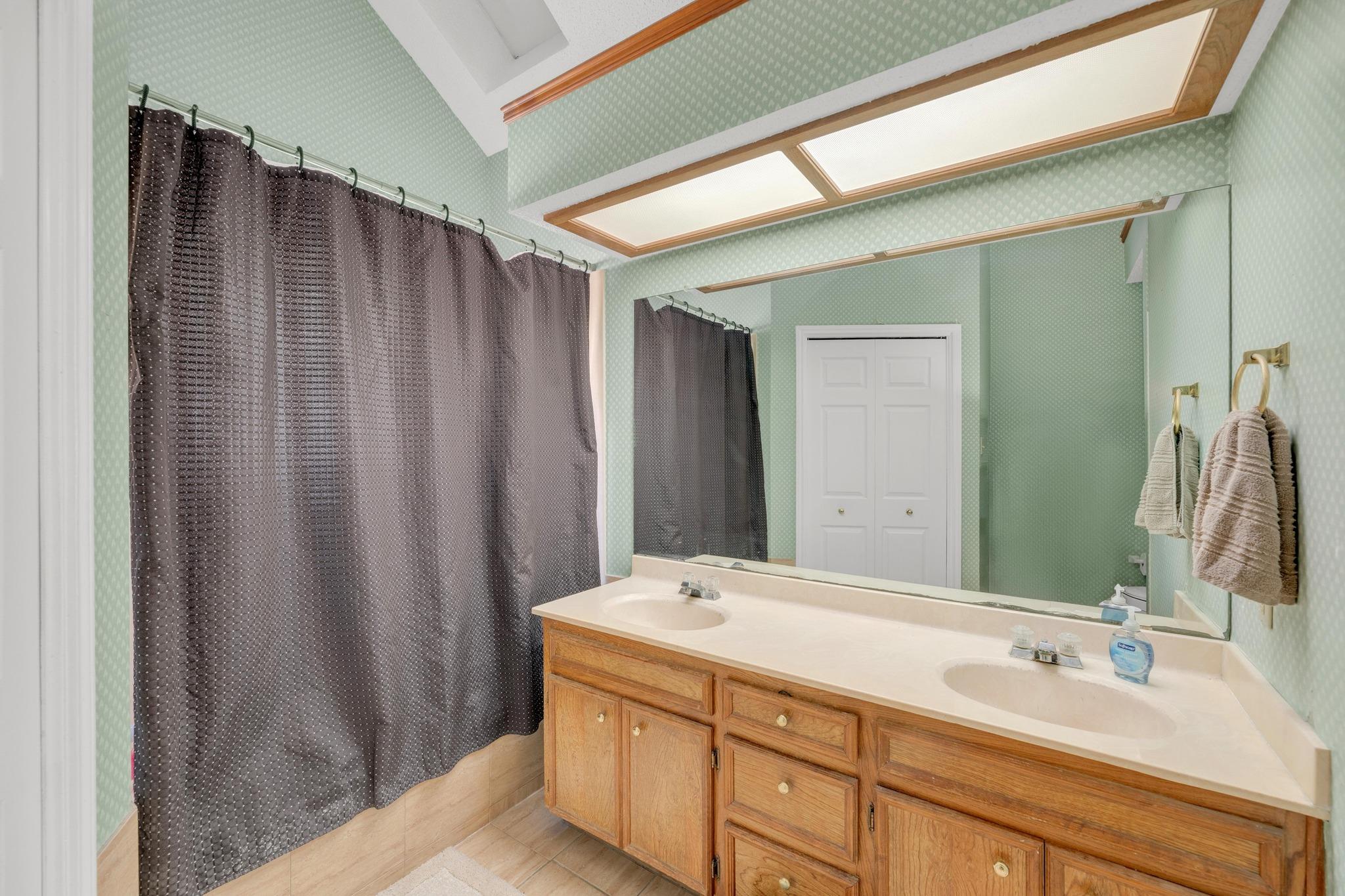 1013 Black Locust Dr Property Photo 11
