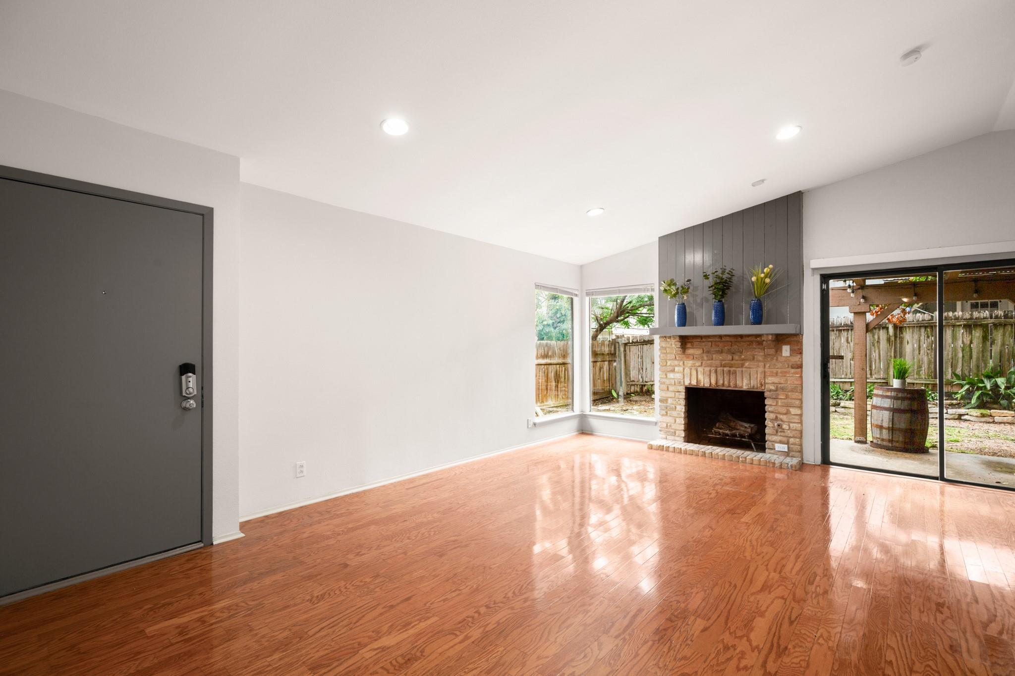 9001 Parkfield Dr #b Property Photo 15