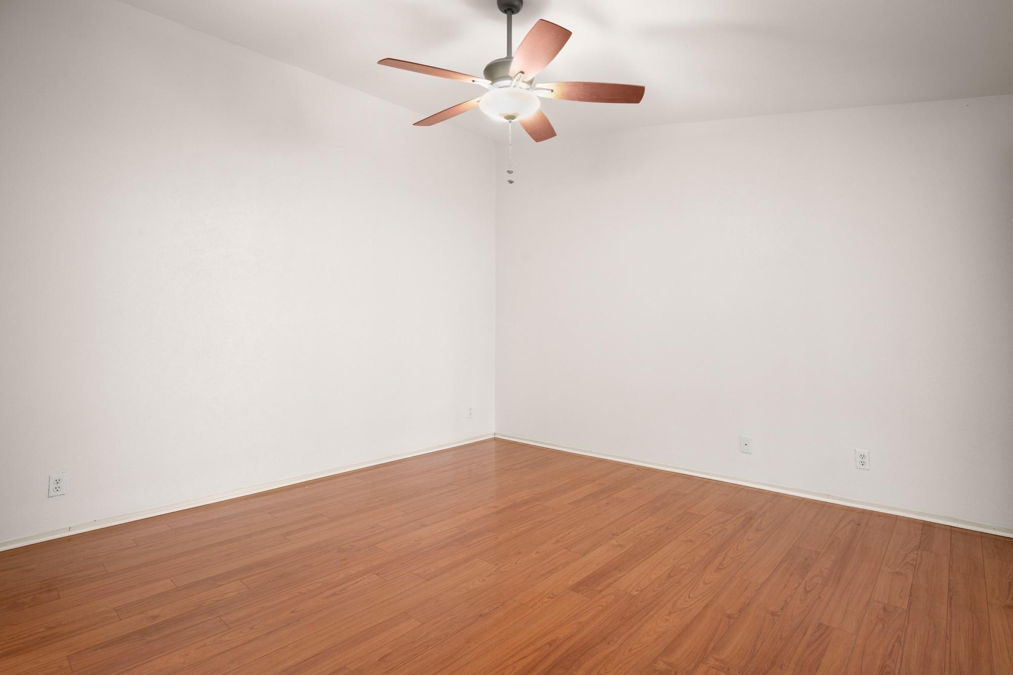 9001 Parkfield Dr #b Property Photo 19