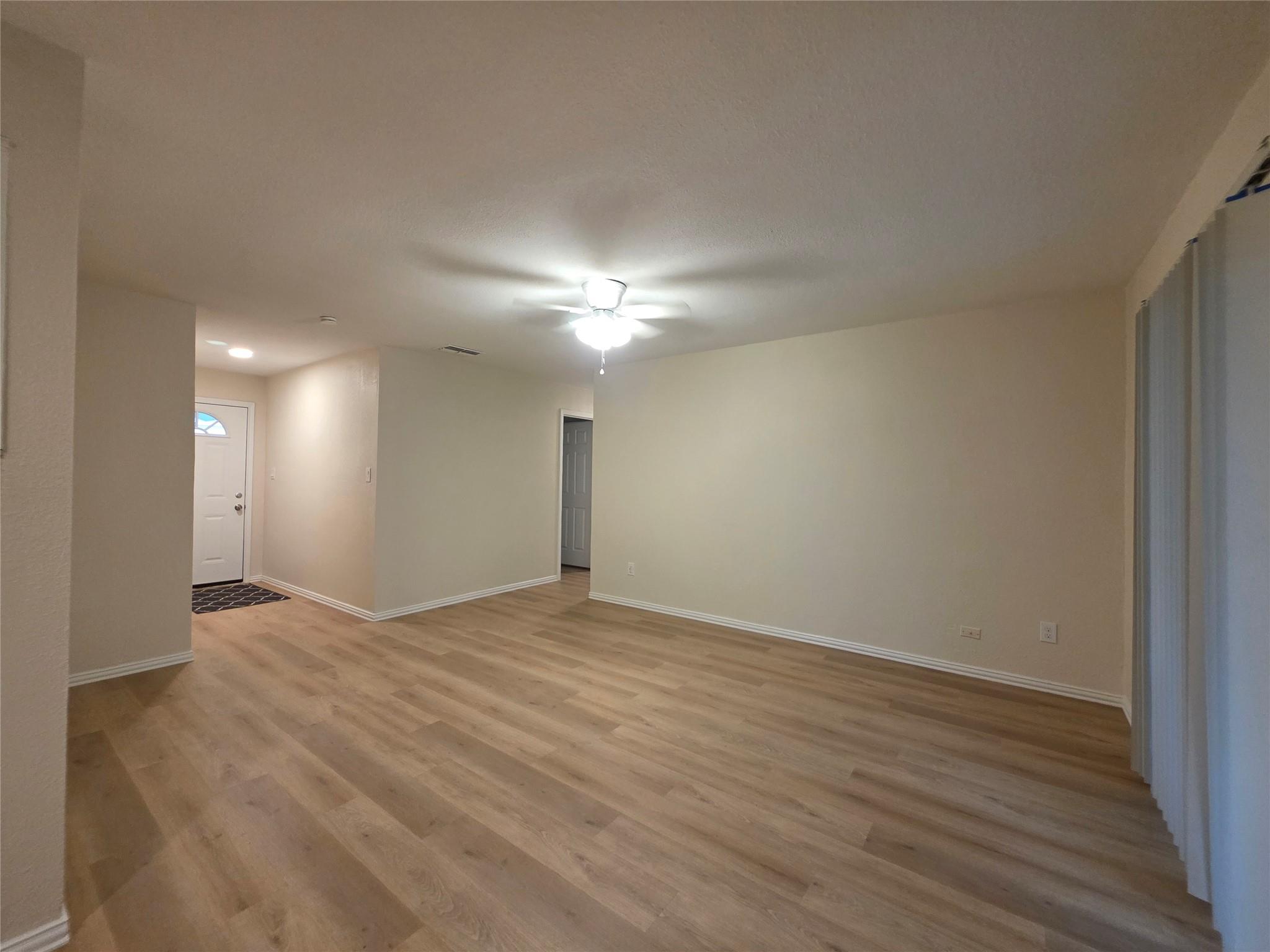 104 E Eggleston St Property Photo 6