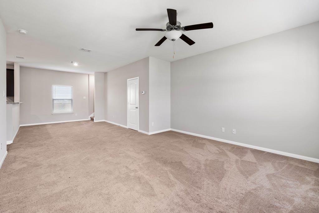 19300 Andrew Jackson St Property Photo 7