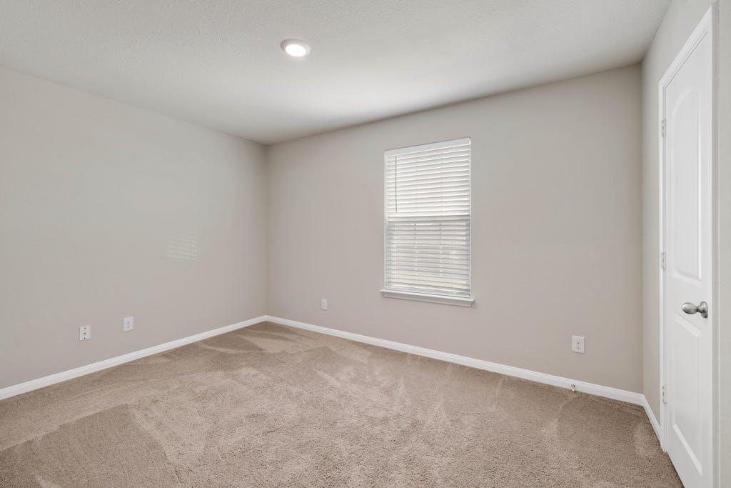 19300 Andrew Jackson St Property Photo 23