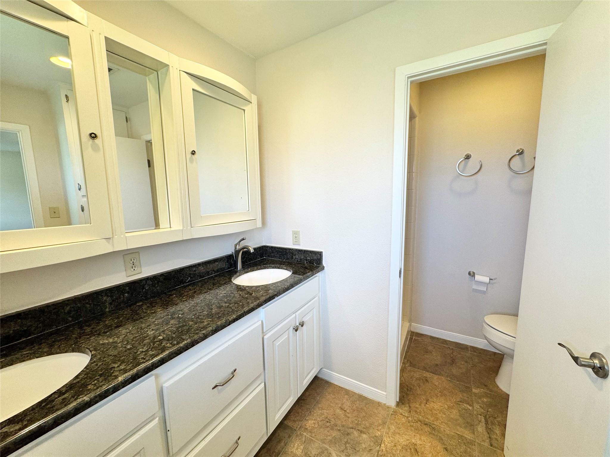 18512 Carlson Ln Property Photo 14