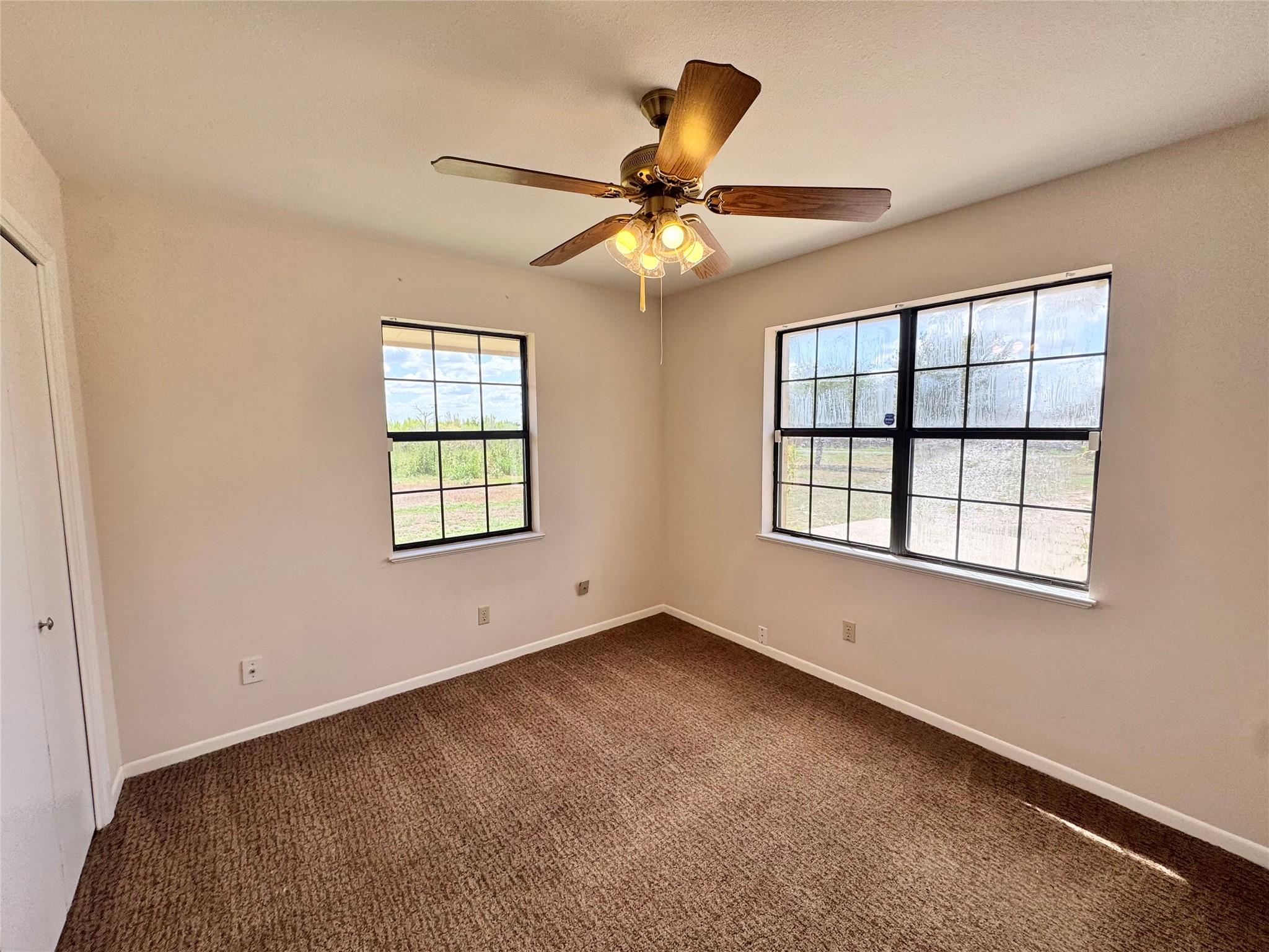18512 Carlson Ln Property Photo 18