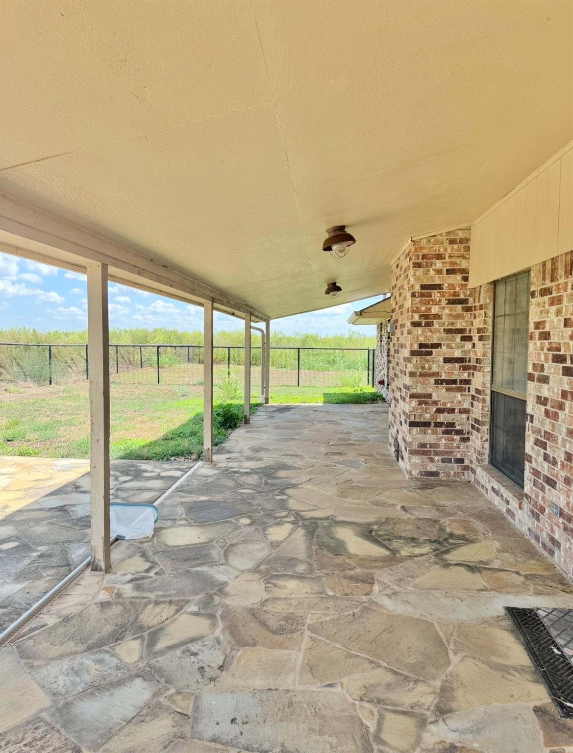 18512 Carlson Ln Property Photo 25