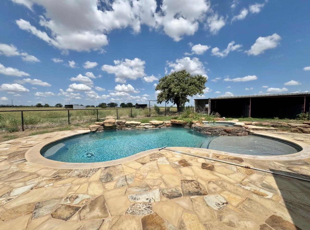 18512 Carlson Ln Property Photo 27