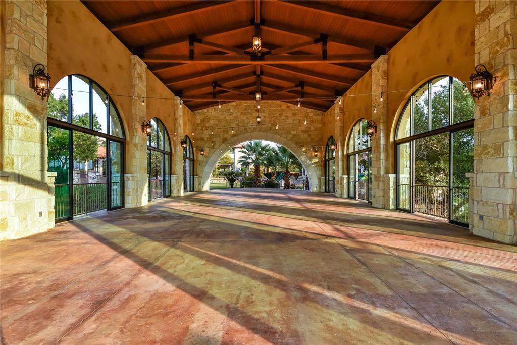 438 Cartwheel Bnd Property Photo 30