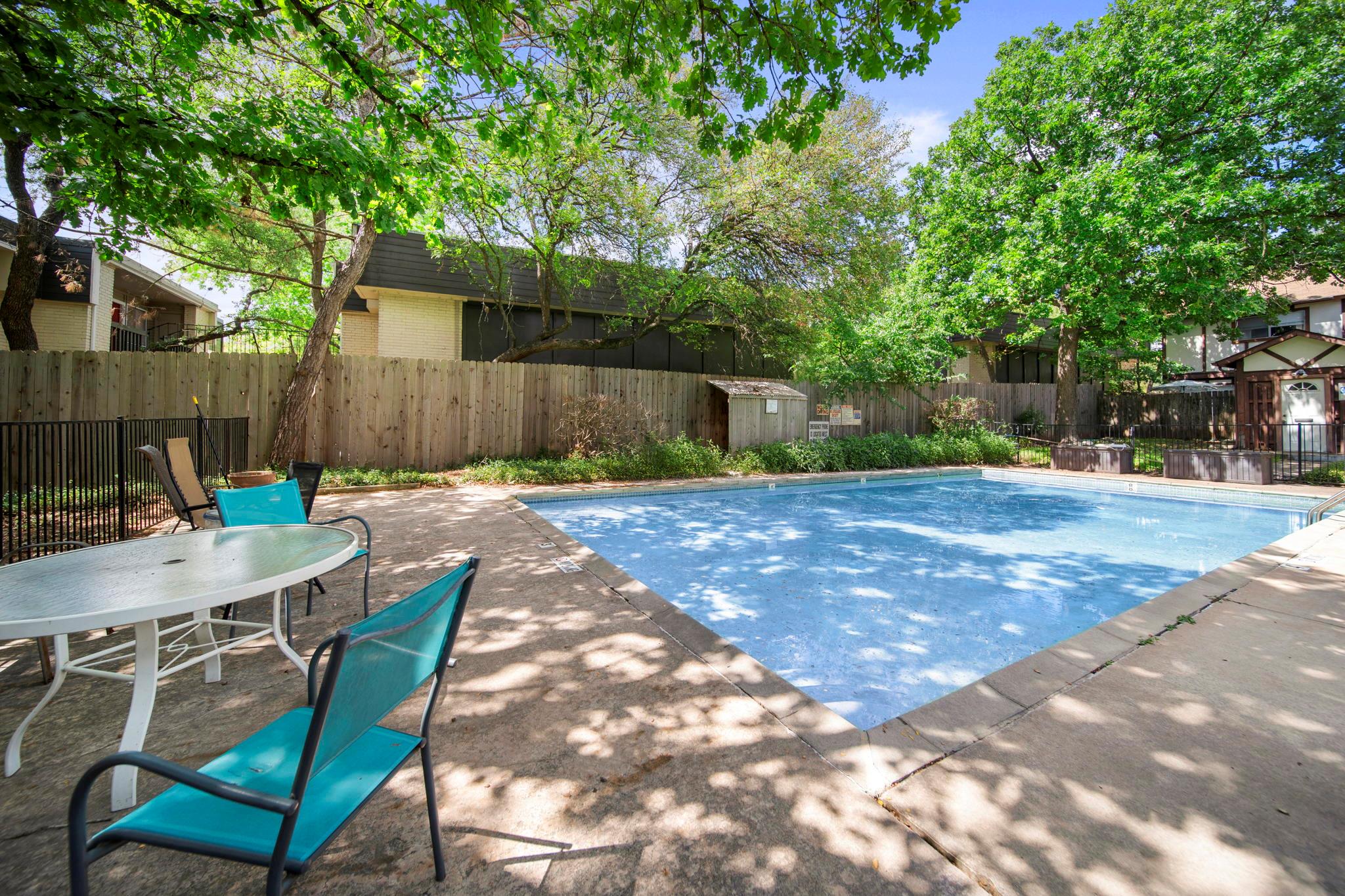 7409 Shadow Hill Dr #108 Property Photo 3