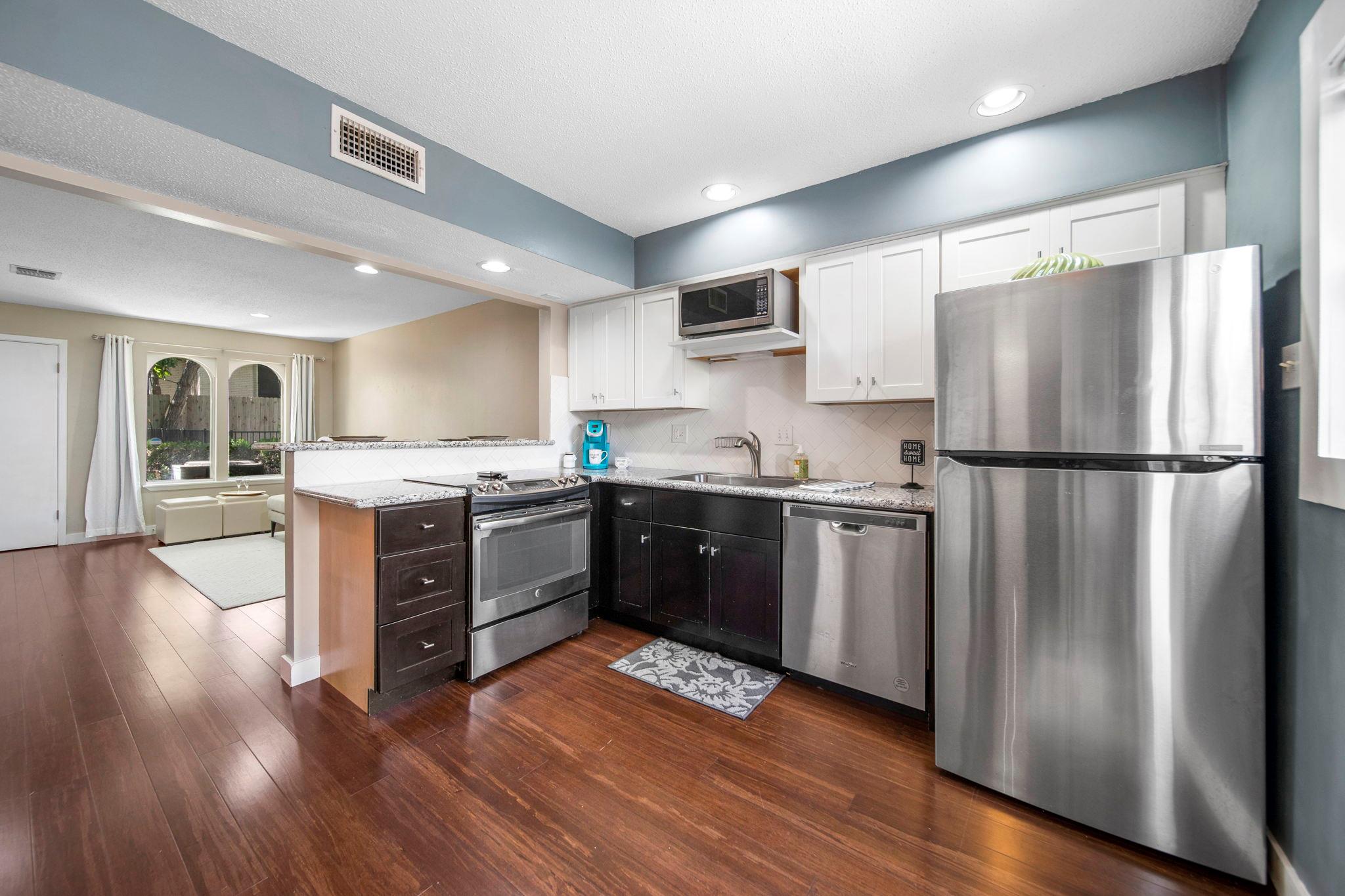 7409 Shadow Hill Dr #108 Property Photo 8
