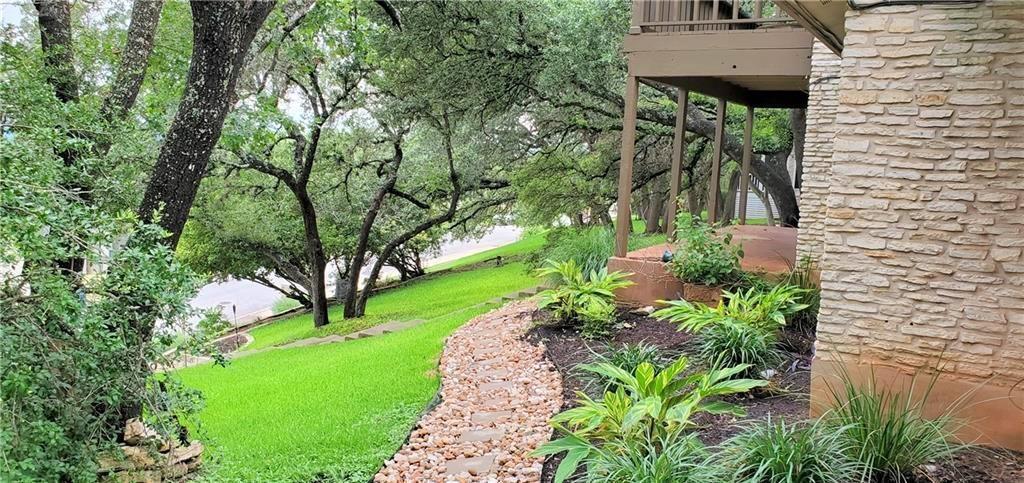 1403 Canoe Brook Dr Property Photo